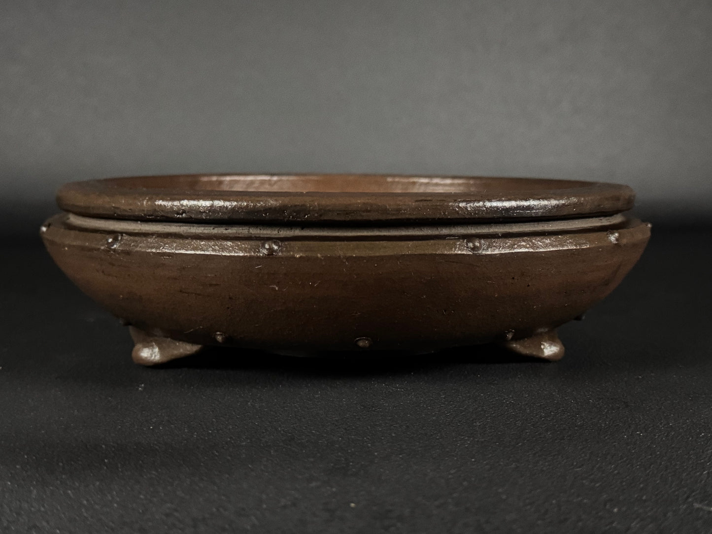 SHOZAN Watanabe, (渡辺松山) - 常滑 - 25.0cm Round Bag-Style Drum (袋形・太鼓形丸鉢) Unglazed (無釉) Retake photos they are too dark