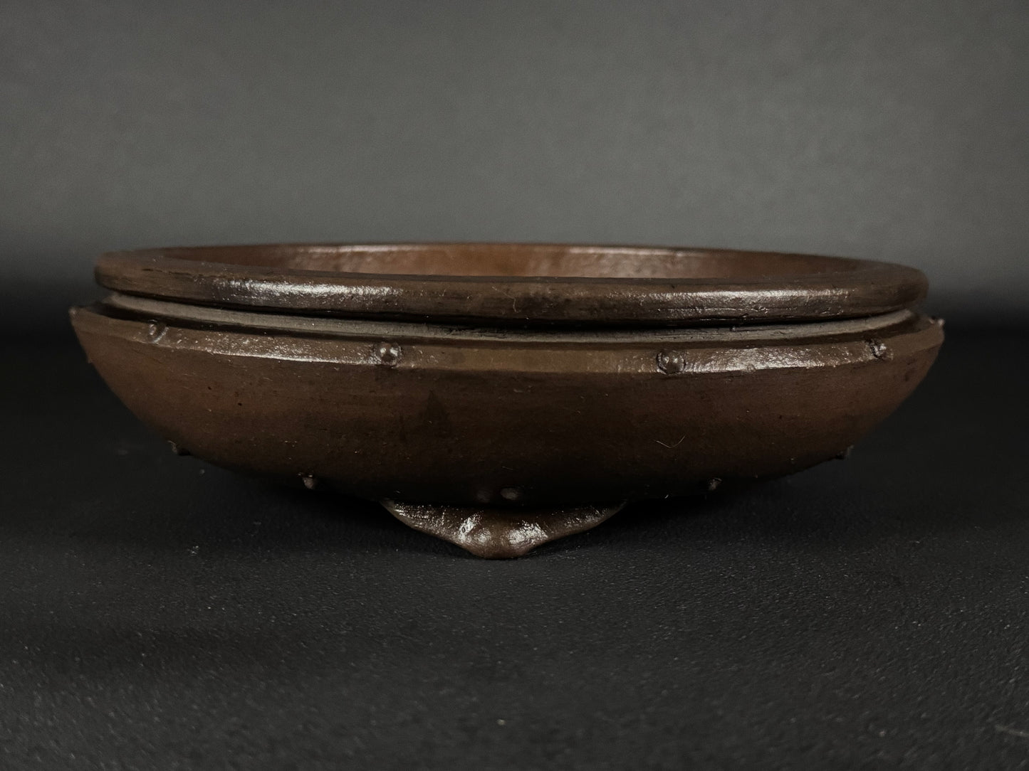 SHOZAN Watanabe, (渡辺松山) - 常滑 - 25.0cm Round Bag-Style Drum (袋形・太鼓形丸鉢) Unglazed (無釉) Retake photos they are too dark