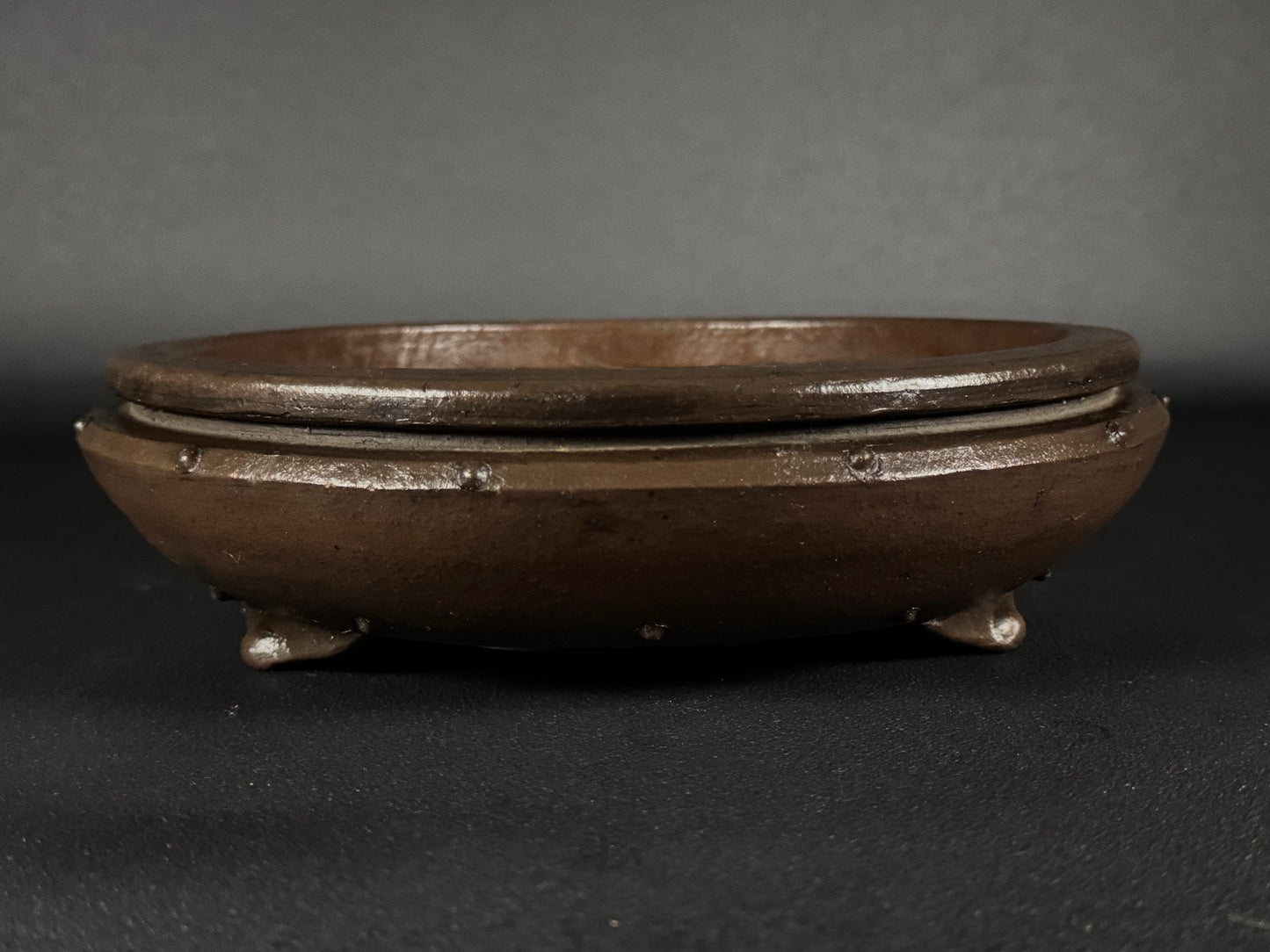 SHOZAN Watanabe, (渡辺松山) - 常滑 - 25.0cm Round Bag-Style Drum (袋形・太鼓形丸鉢) Unglazed (無釉) Retake photos they are too dark