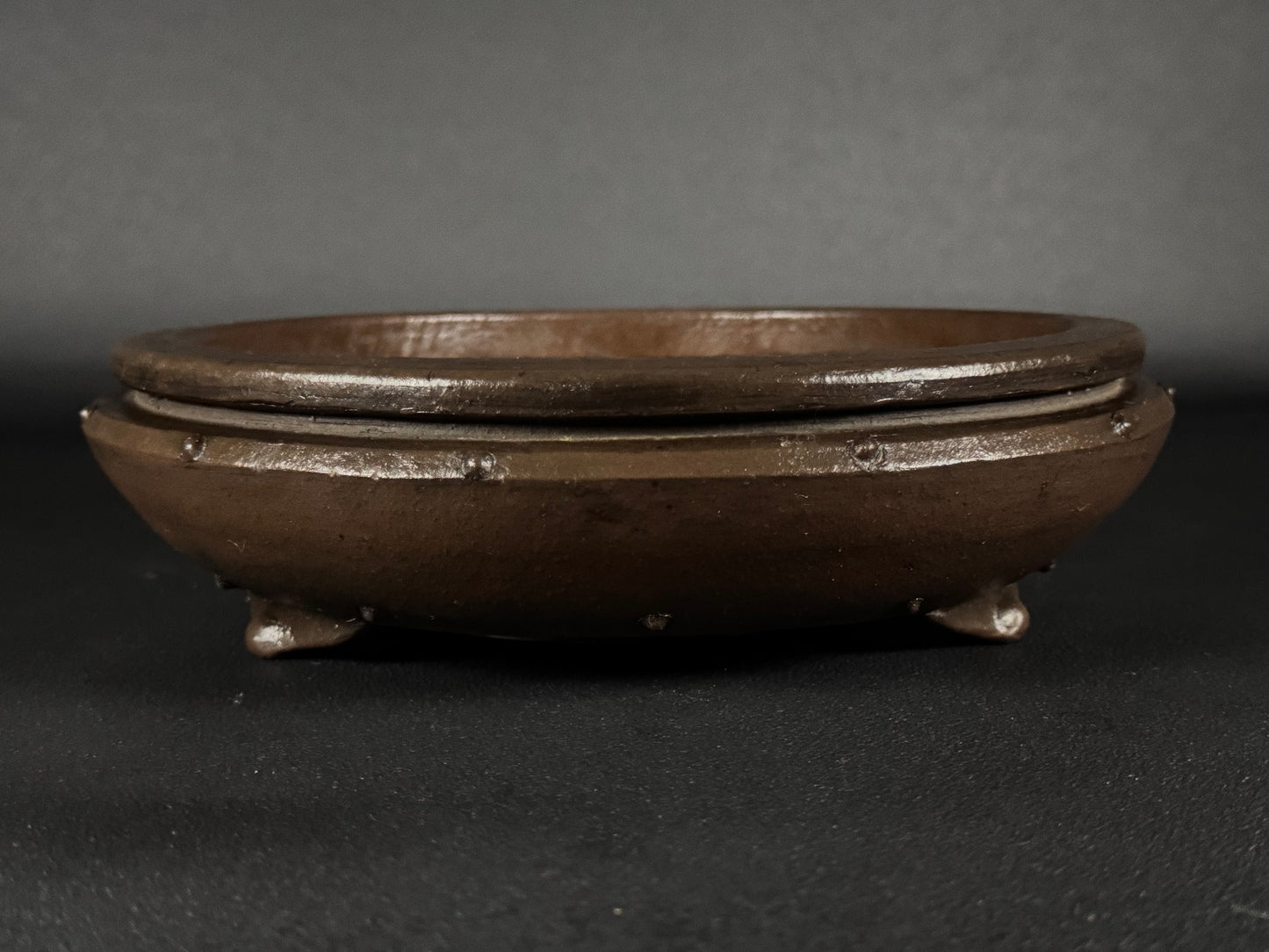 SHOZAN Watanabe, (渡辺松山) - 常滑 - 25.0cm Round Bag-Style Drum (袋形・太鼓形丸鉢) Unglazed (無釉) Retake photos they are too dark