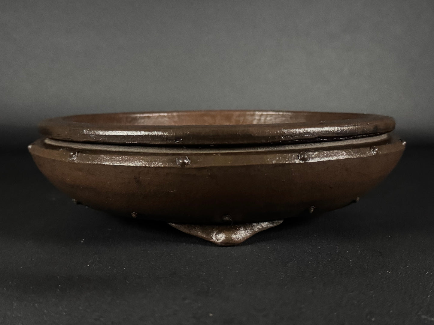 SHOZAN Watanabe, (渡辺松山) - 常滑 - 25.0cm Round Bag-Style Drum (袋形・太鼓形丸鉢) Unglazed (無釉) Retake photos they are too dark
