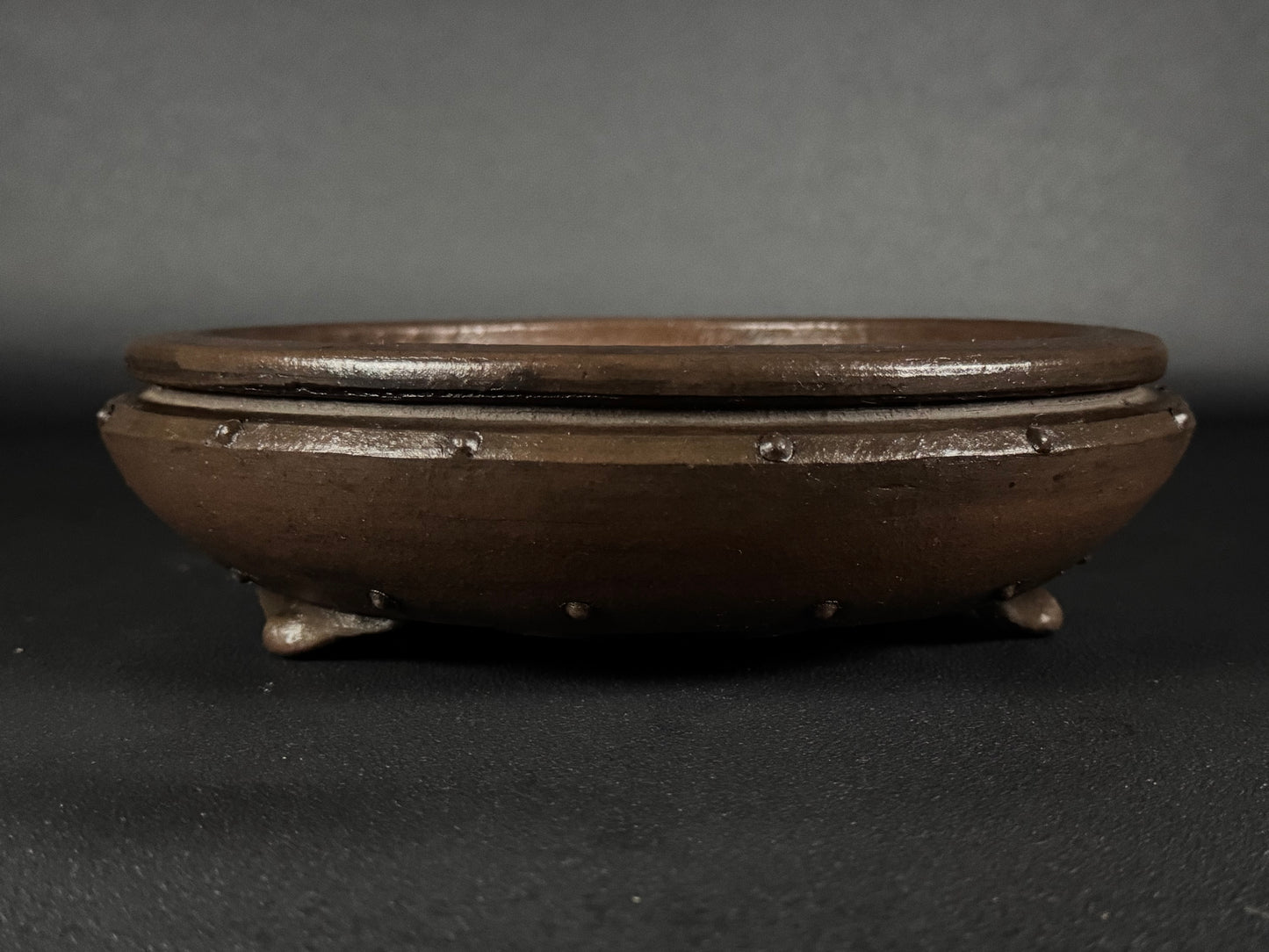 SHOZAN Watanabe, (渡辺松山) - 常滑 - 25.0cm Round Bag-Style Drum (袋形・太鼓形丸鉢) Unglazed (無釉) Retake photos they are too dark