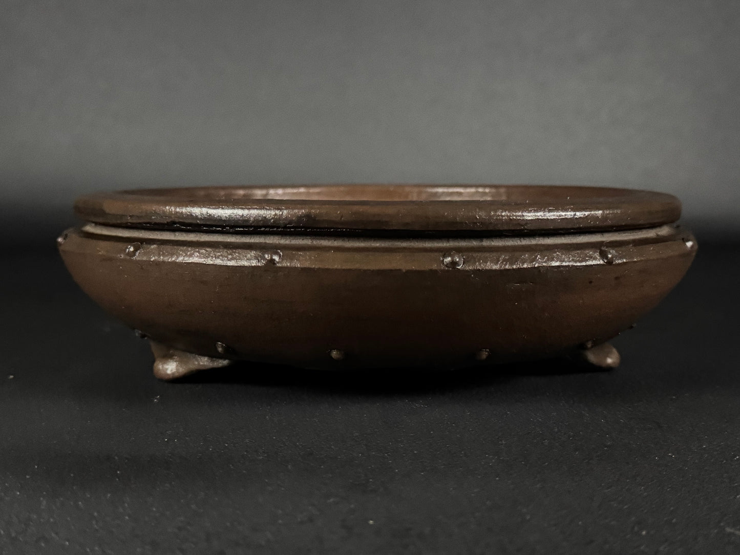 SHOZAN Watanabe, (渡辺松山) - 常滑 - 25.0cm Round Bag-Style Drum (袋形・太鼓形丸鉢) Unglazed (無釉) Retake photos they are too dark