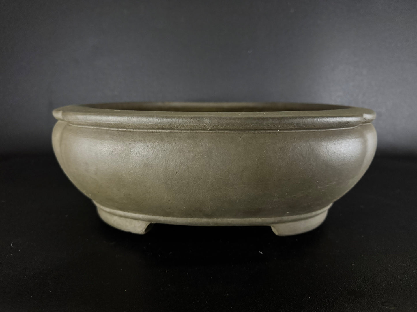 REIHO 礼峰 (Matsushita Reiji 松下礼司) – 常滑市 – 52.5cm Mokko-gata 木瓜形 – Unglazed 無釉