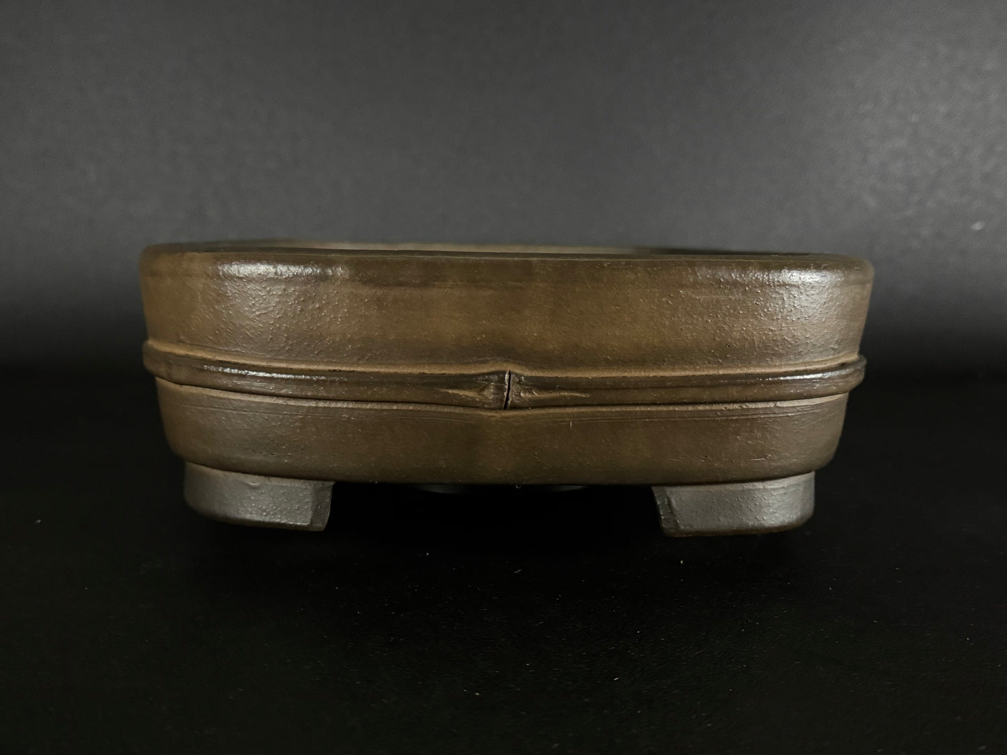 NAKANO GYOZAN 中野 行山 "Hand signed 爪描き" - 常滑 - 33.3cm Rectangular Unglazed 長方形 無釉 Bamboo-Motif (竹意匠)