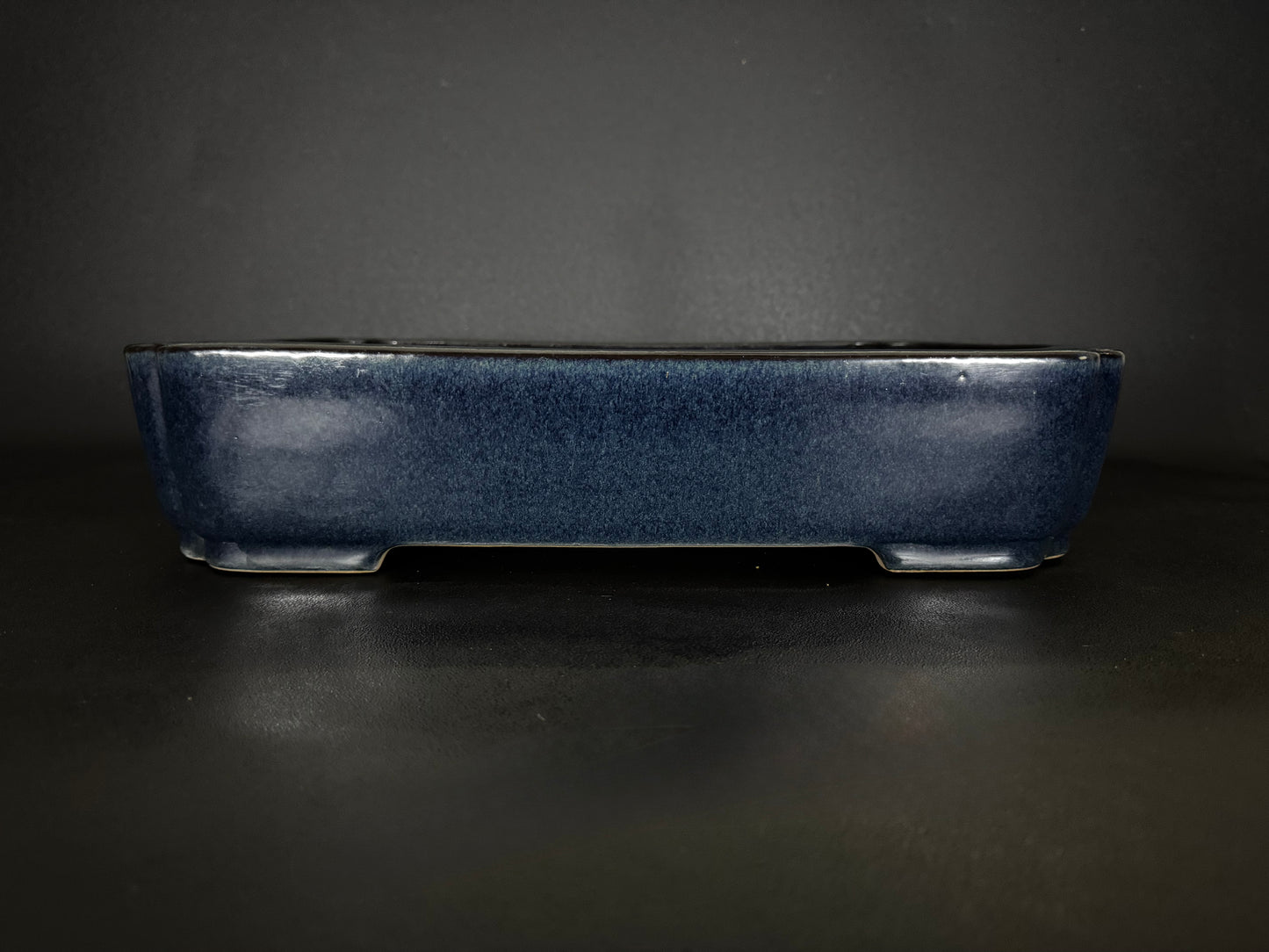 REIHO 礼峰 (Kataoka Katsushi 片岡勝志) “爪描き” – Tokoname 常滑市 – 50.8cm Rectangular 長方鉢 – Deep Blue Glazed 濃青釉