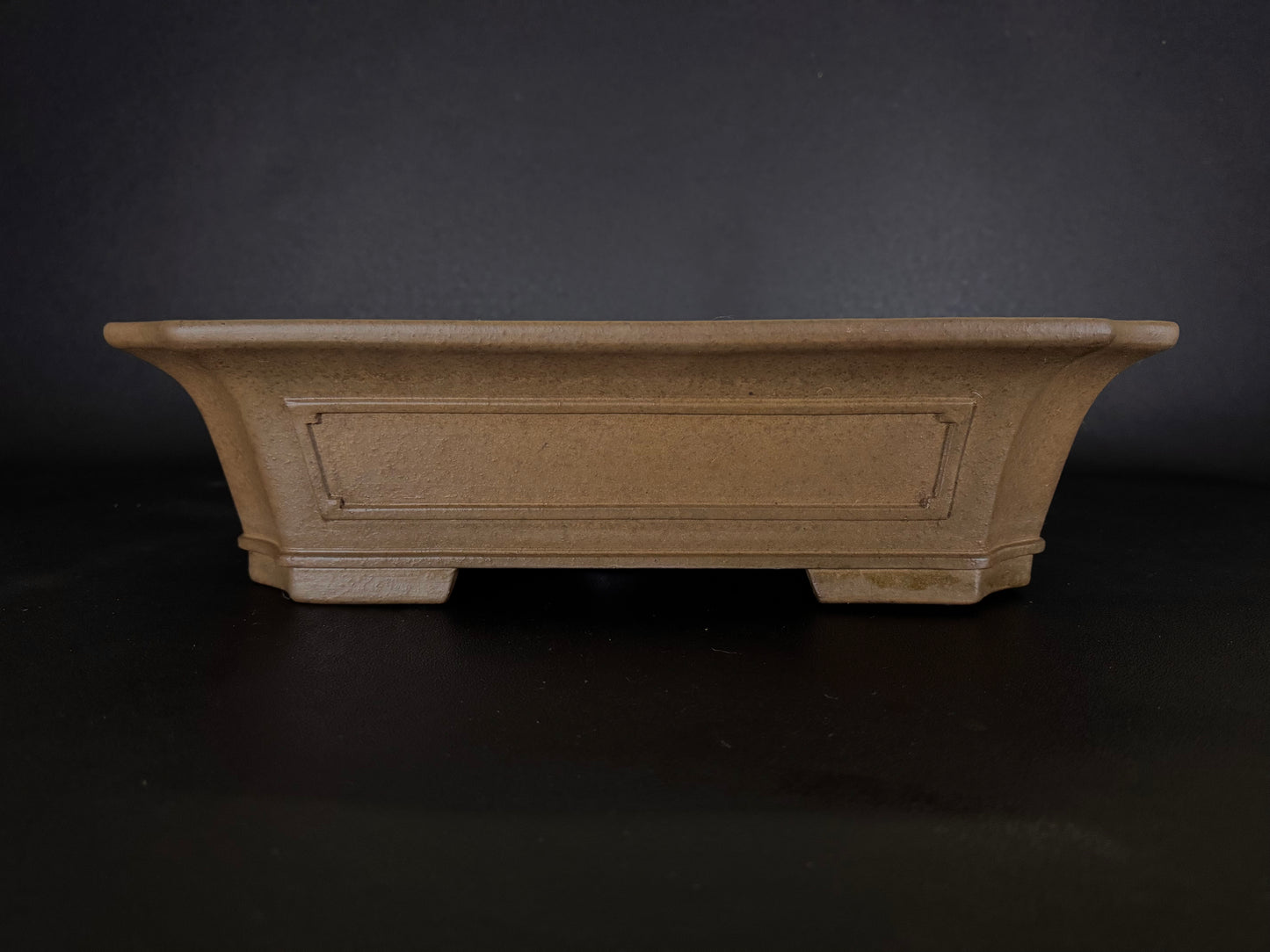 KEIZAN HISADA 久山 桂山 - Hand signed 爪描き- 常滑 - 46.5cm Rectangular 長方鉢 – Unglazed 無釉