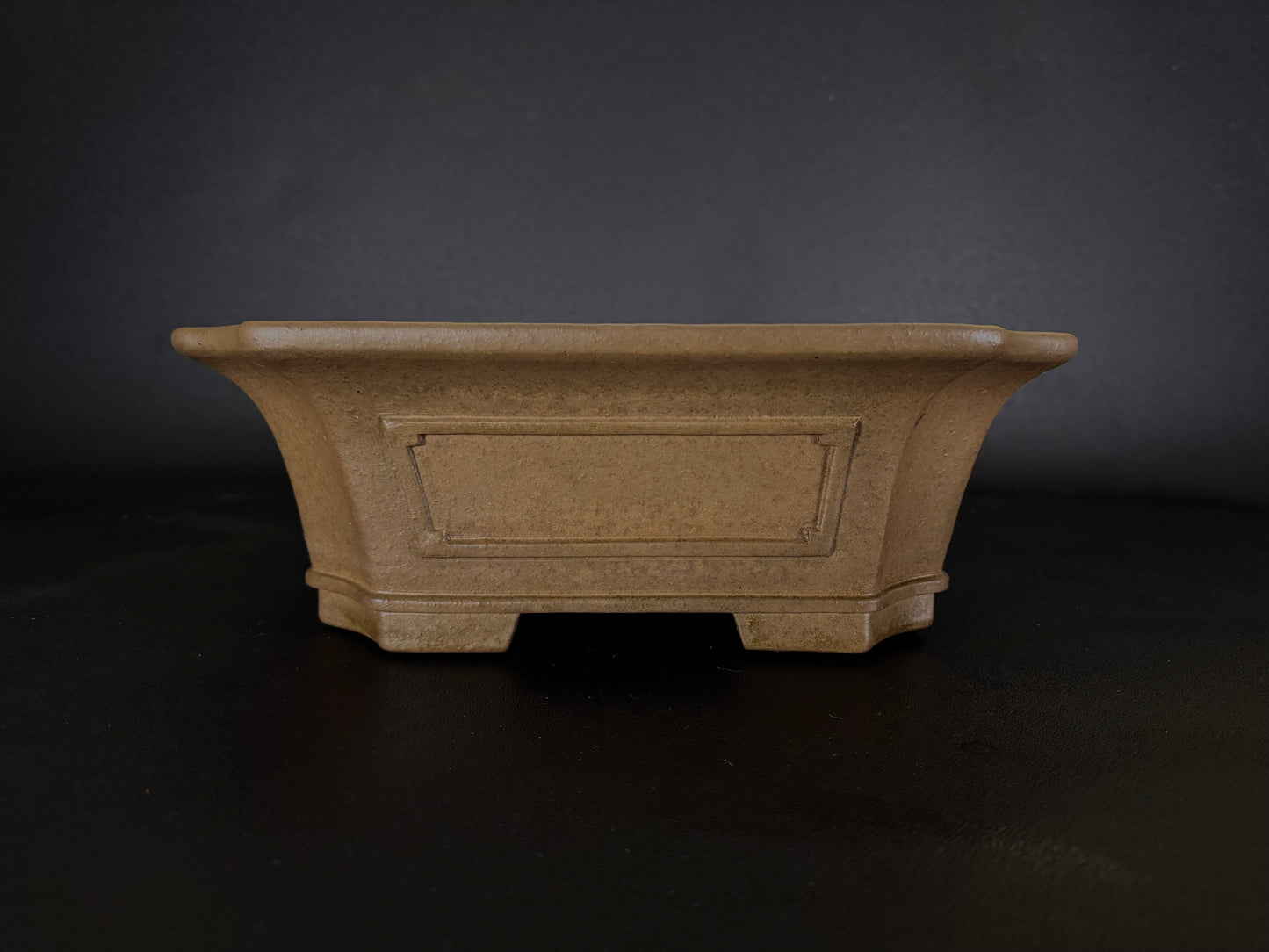 KEIZAN HISADA 久山 桂山 - Hand signed 爪描き- 常滑 - 46.5cm Rectangular 長方鉢 – Unglazed 無釉
