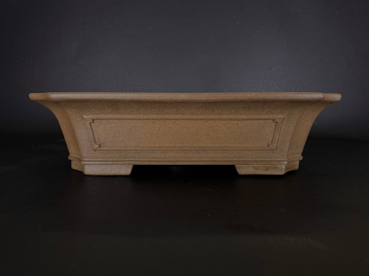 KEIZAN HISADA 久山 桂山 - Hand signed 爪描き- 常滑 - 46.5cm Rectangular 長方鉢 – Unglazed 無釉