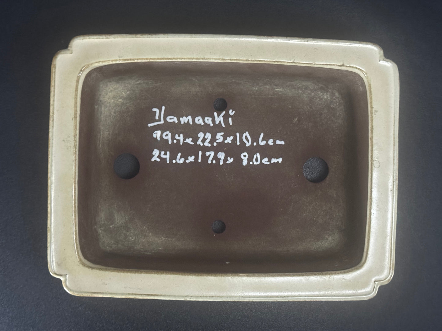 YAMAAKI 山秋 – 3rd Generation Kataoka Toshio 山秋三代 片岡俊雄 – Tokoname 常滑市 – 29.4cm Rectangular 長方鉢 – Glazed 施釉