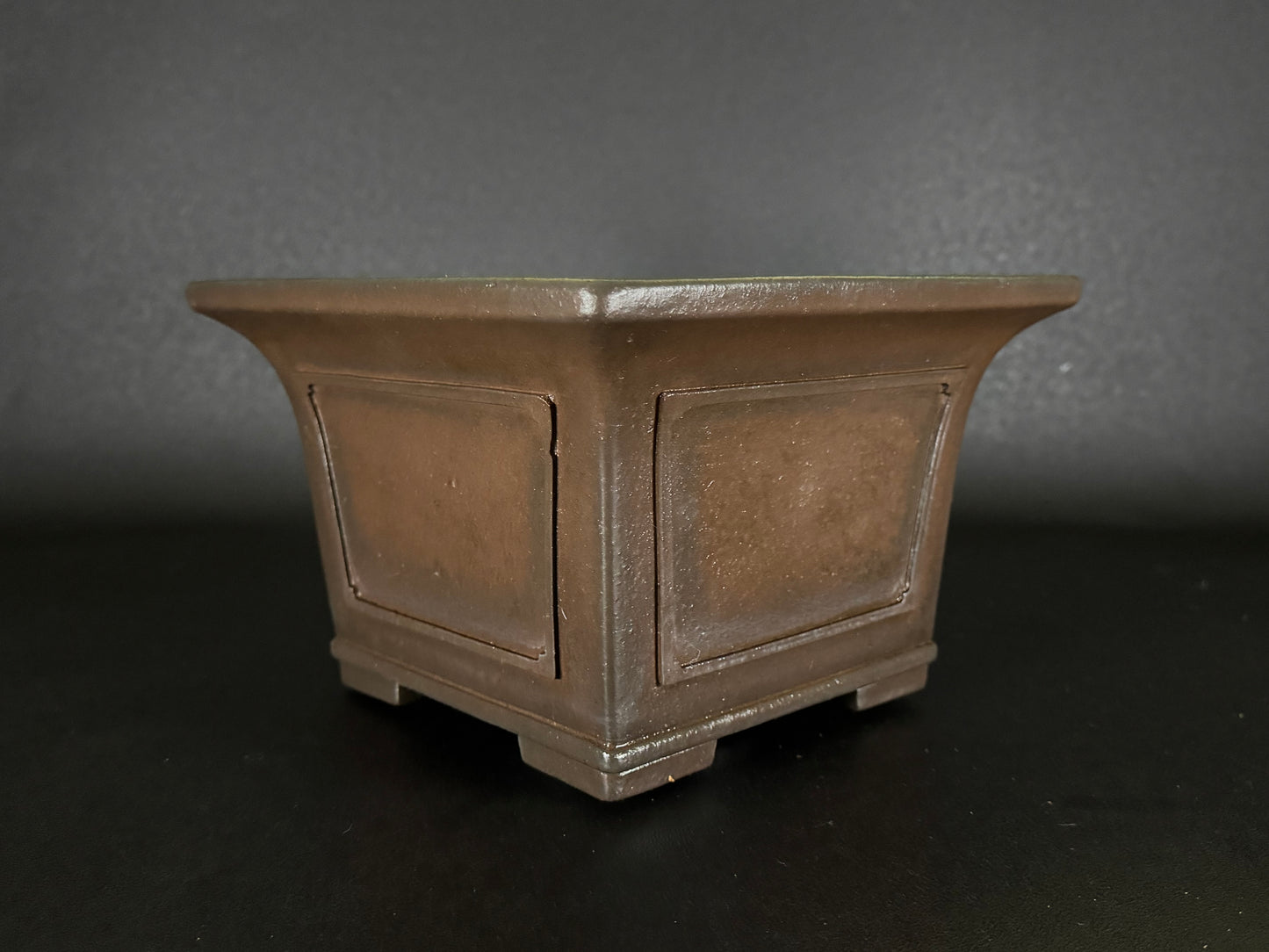 YAMAAKI (山秋窯) 3rd Generation Kataoka Toshio (片岡俊夫 作) - 小松泉 - 常滑 - 24.6cm Square 正方鉢 – Unglazed 無釉