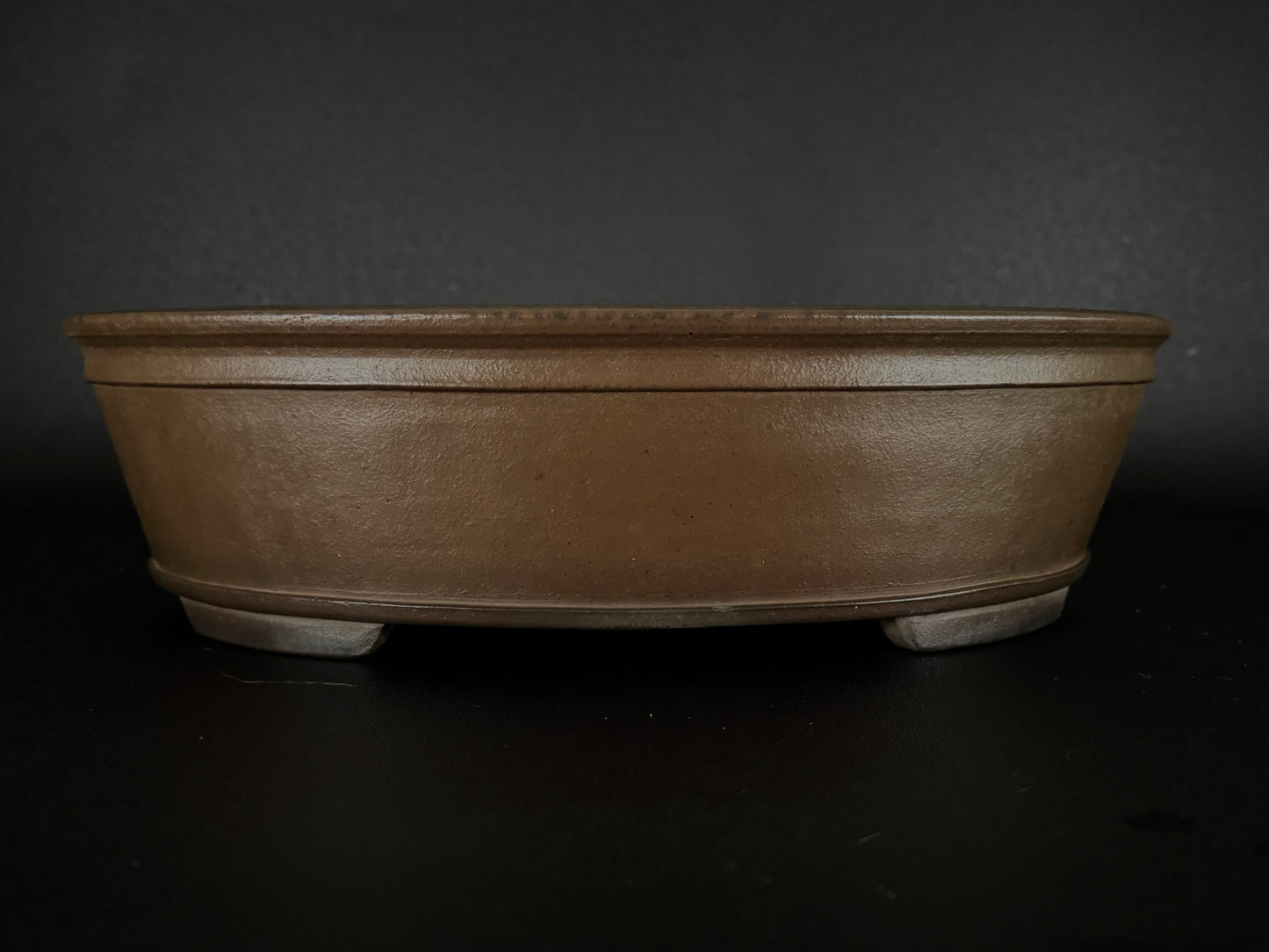 NAKANO GYOZAN 中野 行山 "Hand signed 爪描き" - 常滑 - 41.2cm Oval Unglazed (楕円形 無釉)