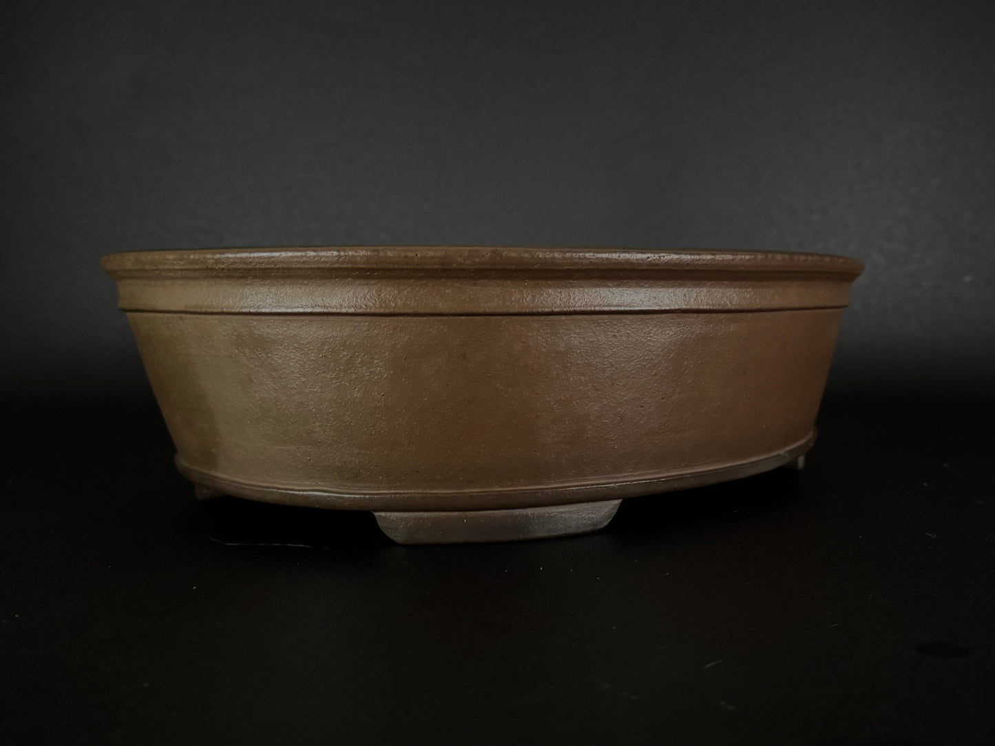 NAKANO GYOZAN 中野 行山 "Hand signed 爪描き" - 常滑 - 41.2cm Oval Unglazed (楕円形 無釉)
