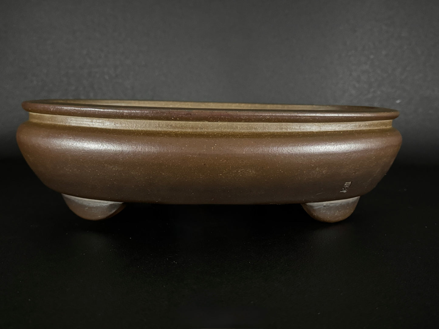 NAKANO GYOZAN 中野 行山 "Hand signed 爪描き" - 常滑 - 36.0cm Oval Bag-Form Unglazed 楕円袋形 無釉