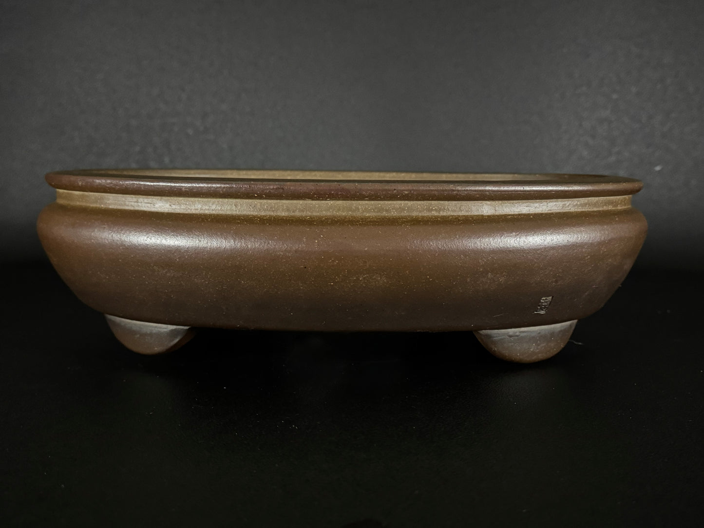 NAKANO GYOZAN 中野 行山 "Hand signed 爪描き" - 常滑 - 36.0cm Oval Bag-Form Unglazed 楕円袋形 無釉