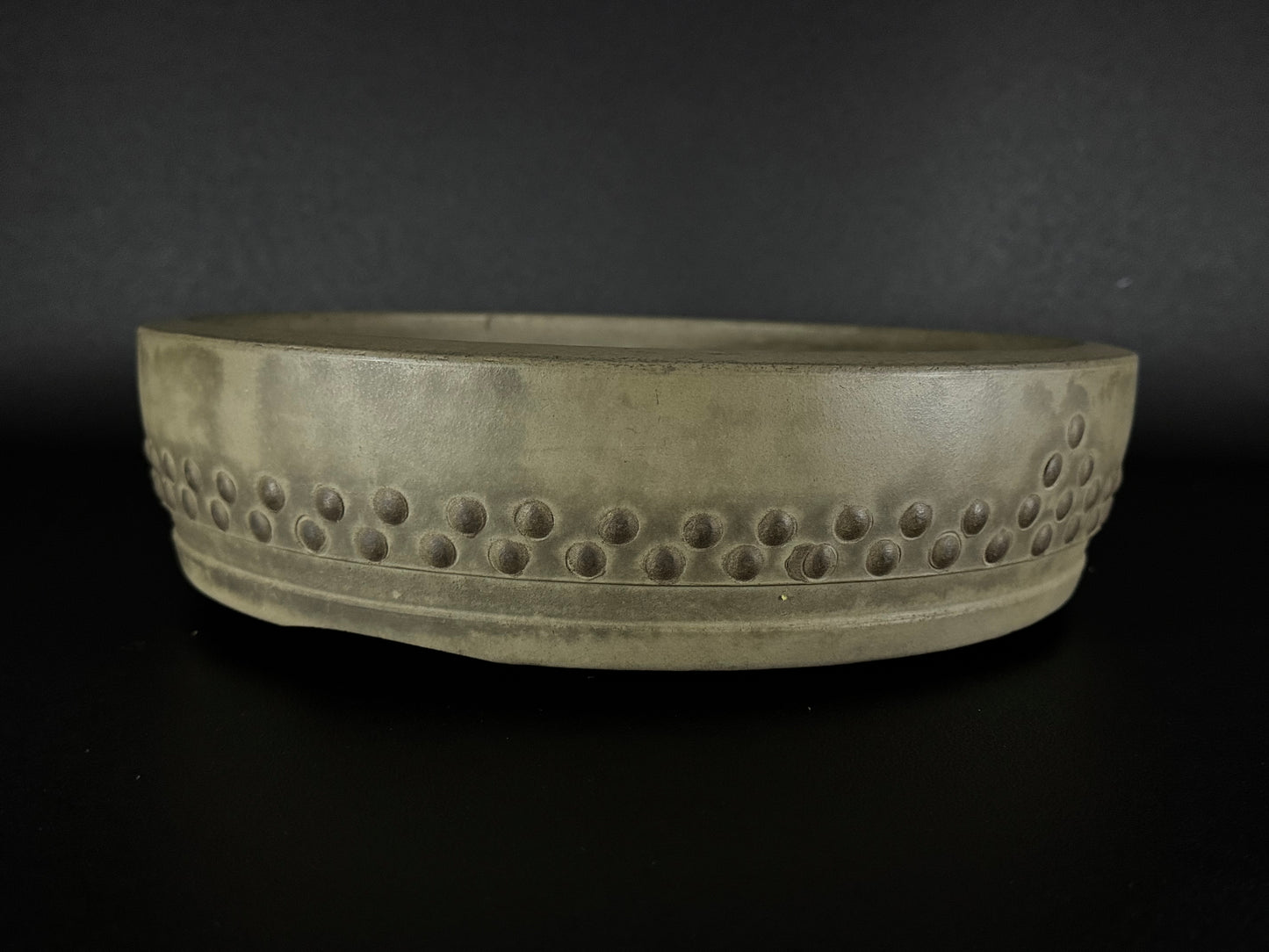 TOUYOU / TOYO 陶陽 (Matsumoto Takeshi 松本 武) – Tokoname 常滑市 – 33.6cm Round Drum 丸形太鼓鉢 – Unglazed 無釉