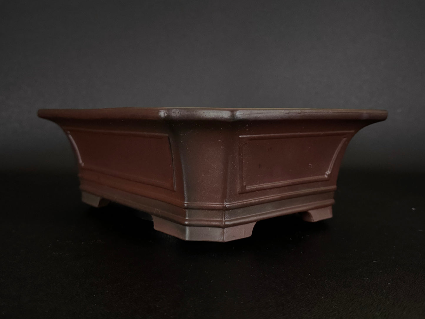 BIGEI 美芸 (Hirata Atsumi 平田あつみ) – Tokoname 常滑市 – 30.6cm Cut-Corner Rectangular 隅切長方形 – Unglazed 無釉