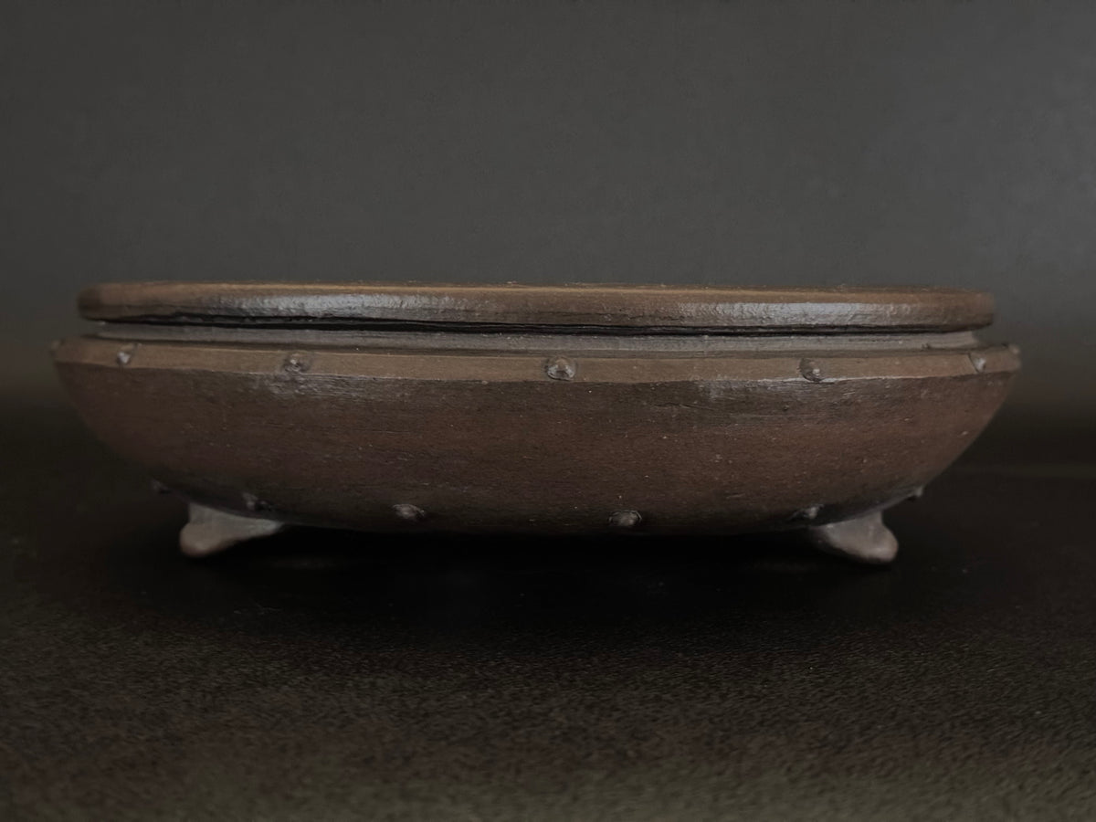 SHOZAN 松山 – Watanabe Shozo 渡辺正三 - 常滑 - 25.0cm Round Bag-Style Drum (袋形・太鼓形丸鉢) Unglazed (無釉) Retake photos they are too dark