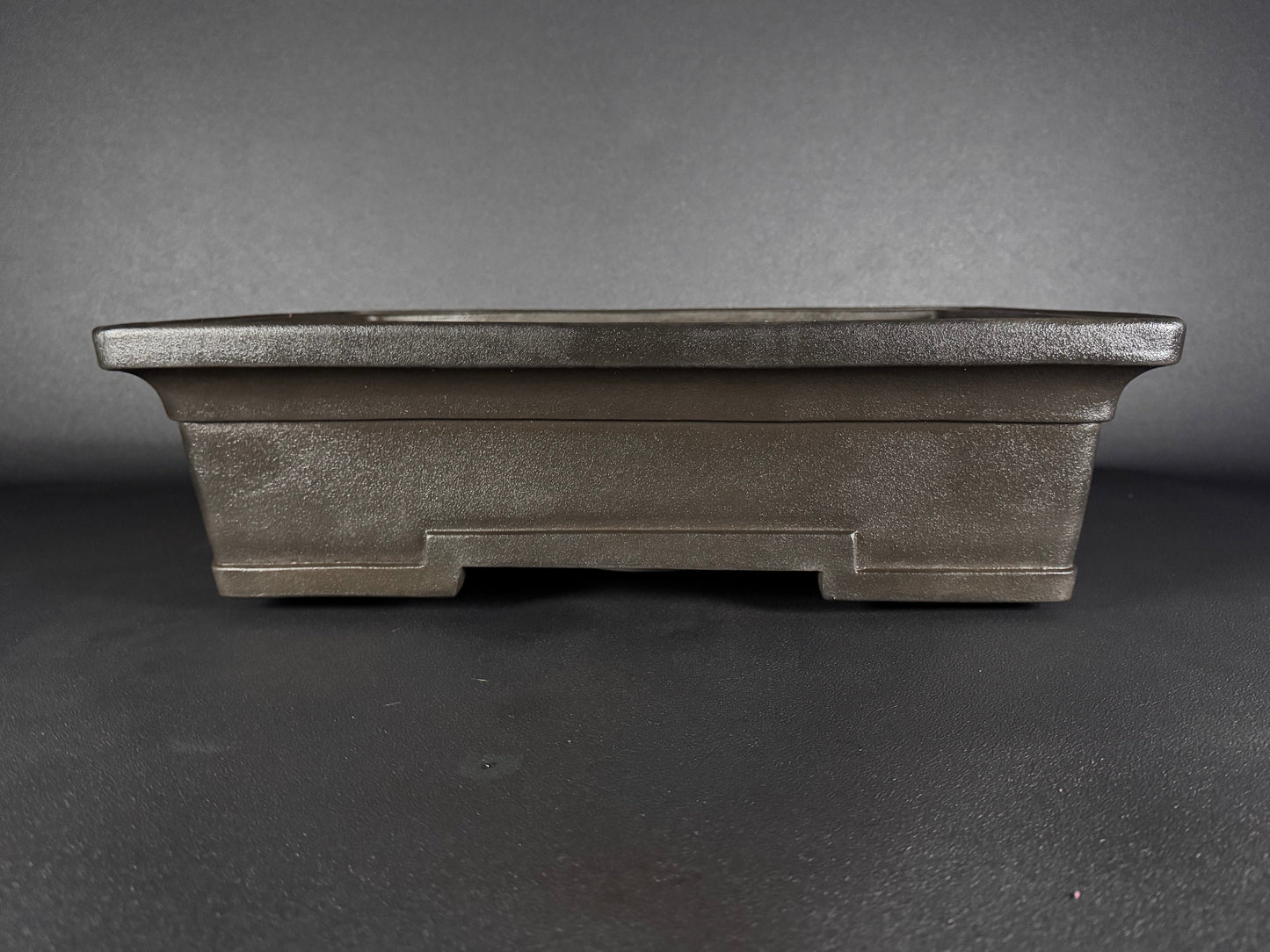 YAMAAKI (山秋窯) – 3rd Generation Kataoka Toshio (片岡俊夫 作) Production – 常滑 – 48.8cm Rectangular Unglazed (長方形 無釉)