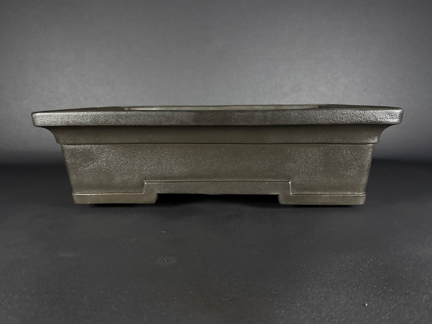 YAMAAKI (山秋窯) – 3rd Generation Kataoka Toshio (片岡俊夫 作) Production – 常滑 – 48.8cm Rectangular Unglazed (長方形 無釉)