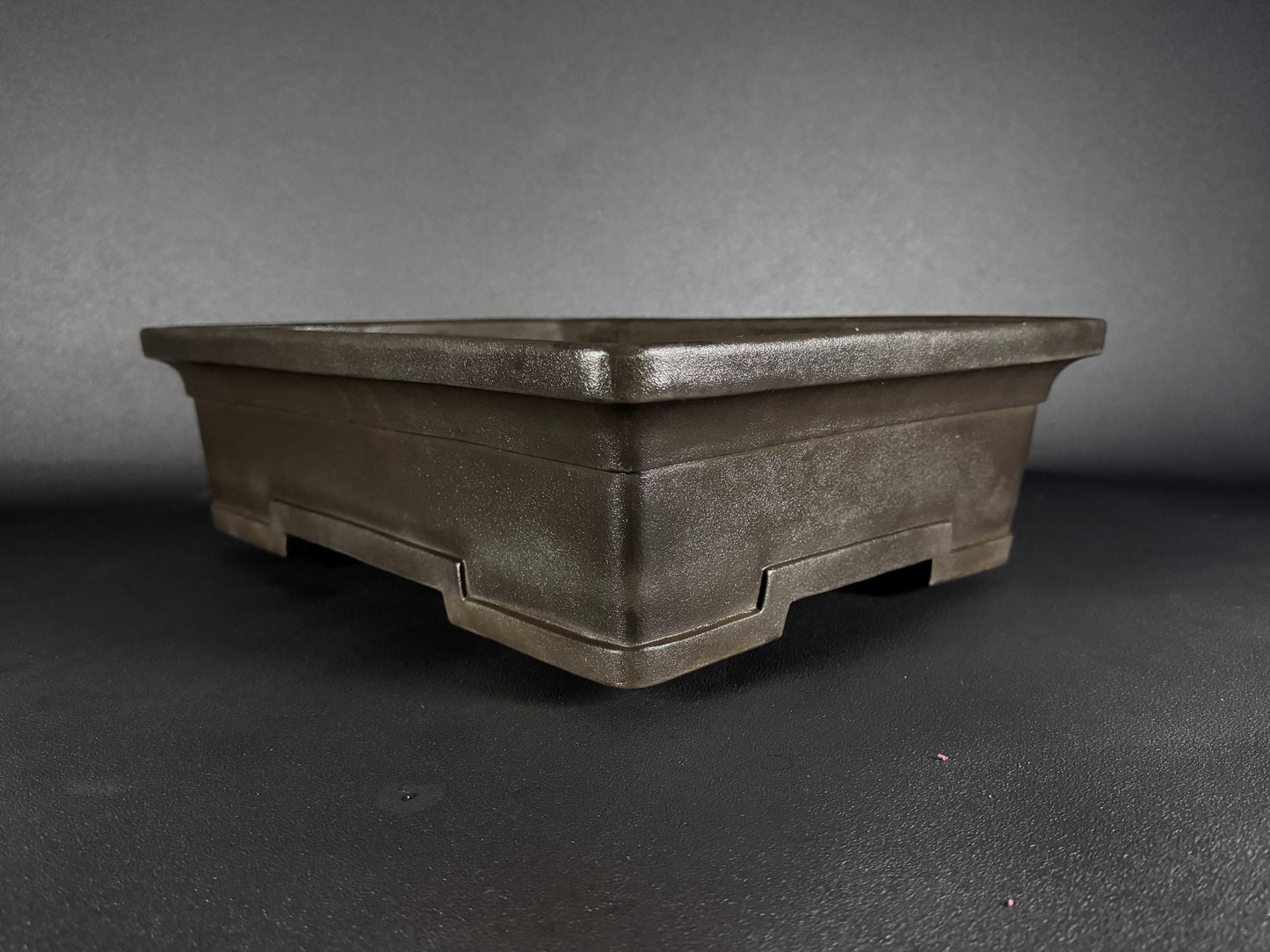 YAMAAKI (山秋窯) – 3rd Generation Kataoka Toshio (片岡俊夫 作) Production – 常滑 – 48.8cm Rectangular Unglazed (長方形 無釉)
