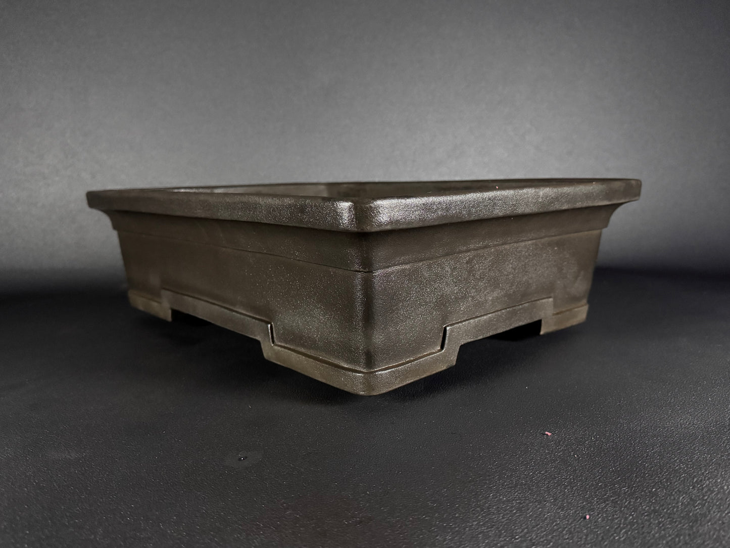 YAMAAKI (山秋窯) – 3rd Generation Kataoka Toshio (片岡俊夫 作) Production – 常滑 – 48.8cm Rectangular Unglazed (長方形 無釉)