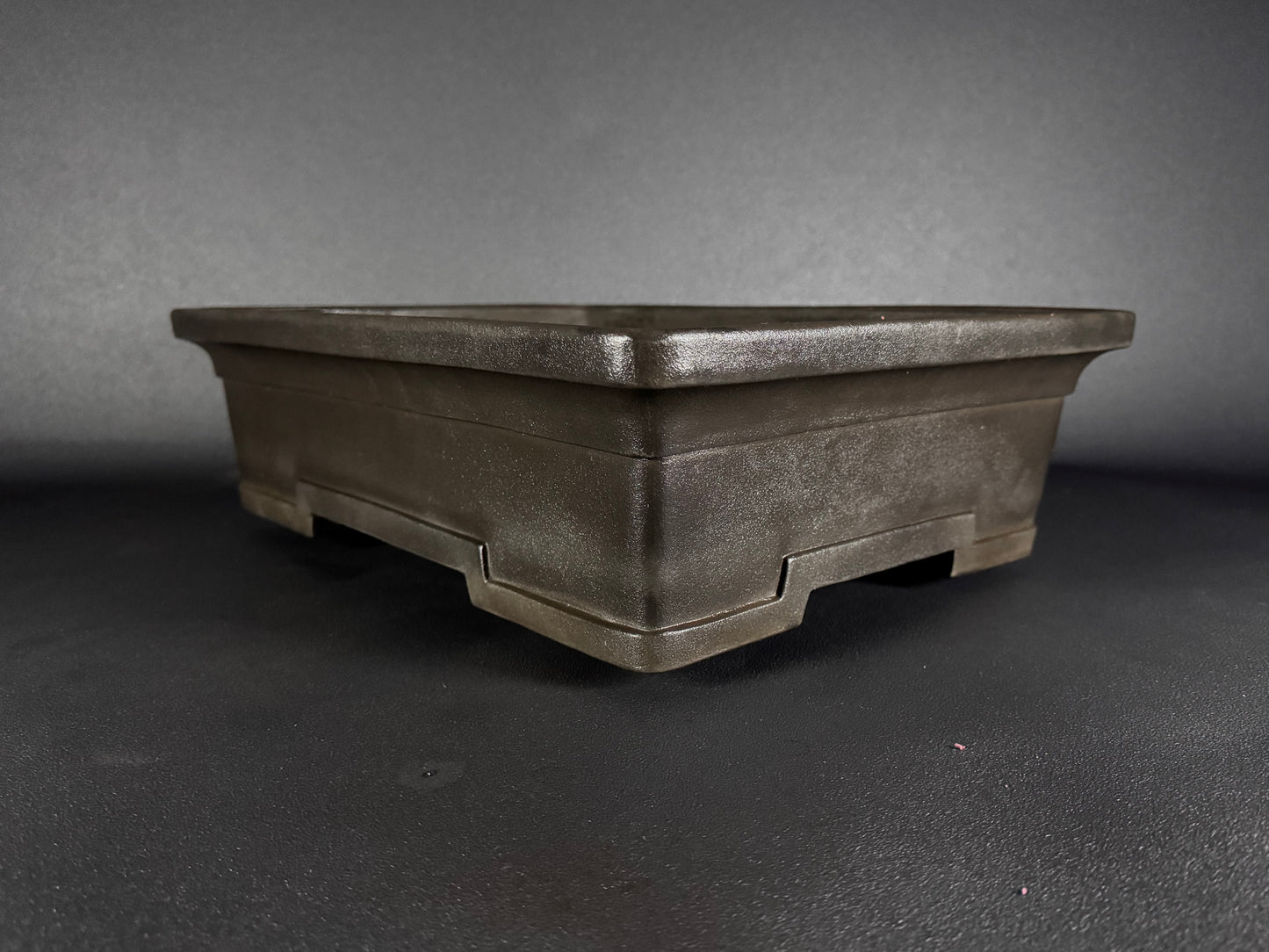 YAMAAKI (山秋窯) – 3rd Generation Kataoka Toshio (片岡俊夫 作) Production – 常滑 – 48.8cm Rectangular Unglazed (長方形 無釉)