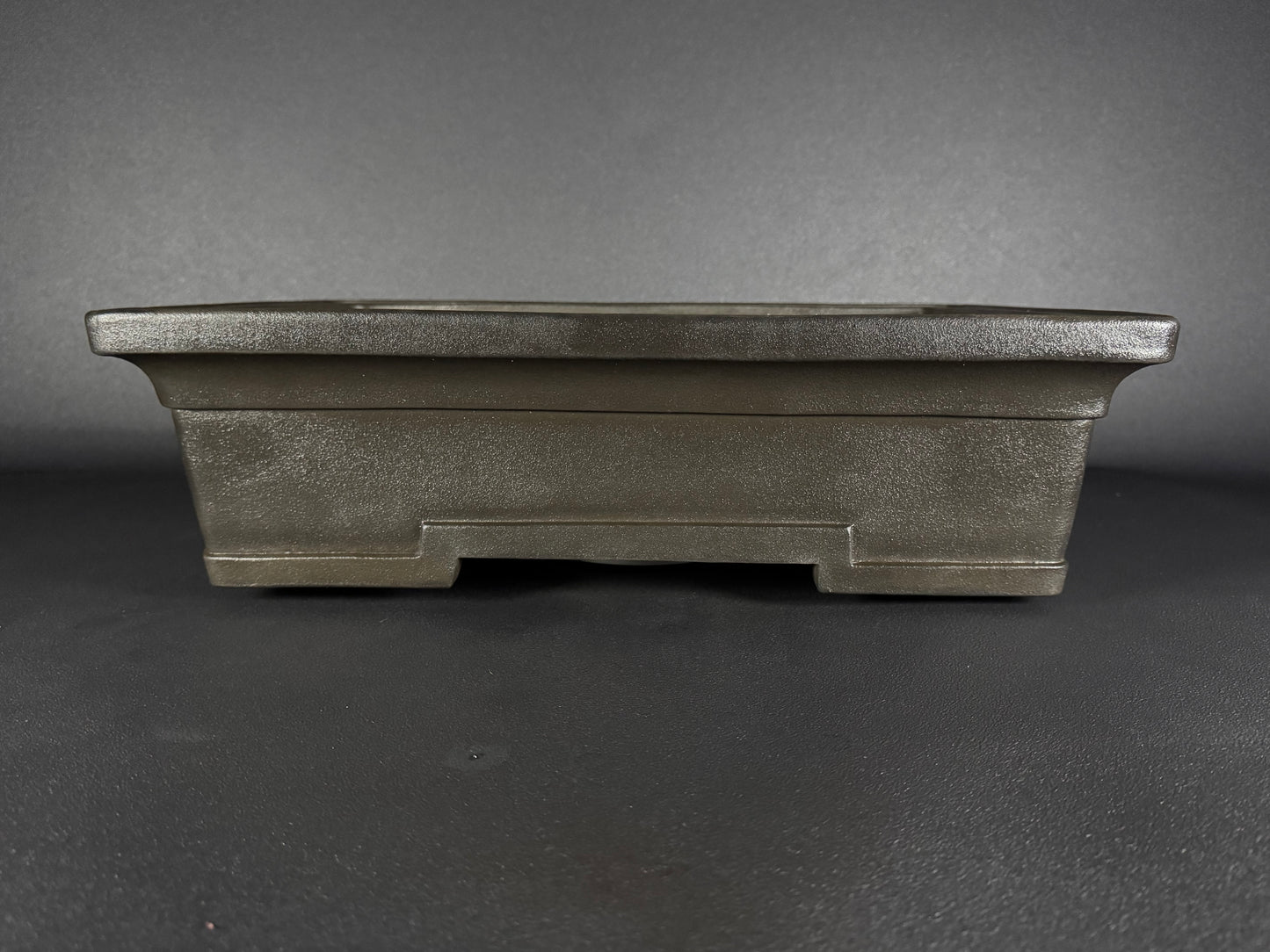 YAMAAKI (山秋窯) – 3rd Generation Kataoka Toshio (片岡俊夫 作) Production – 常滑 – 48.8cm Rectangular Unglazed (長方形 無釉)
