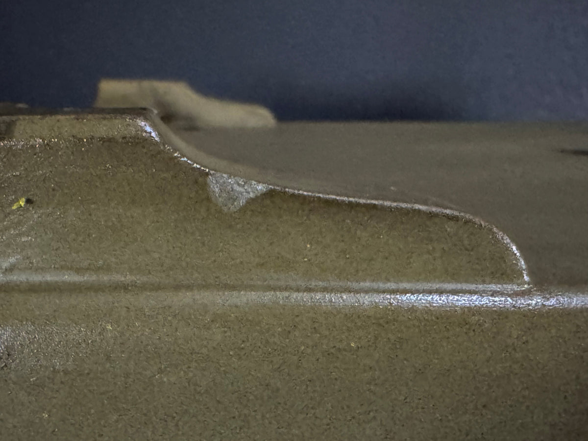 KEIZAN HISADA 久田桂山 – 2nd Generation 二代 – Hisada Sadao 久田貞雄 – Seal only 印のみ - 常滑 - 47.8cm Rectangular 長方形 – Unglazed 無釉