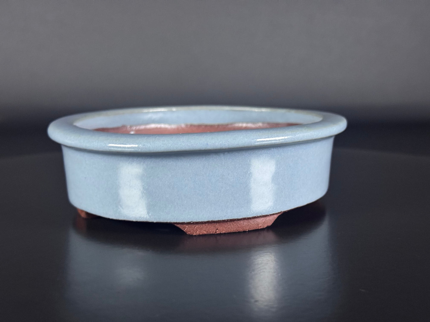EIMEI 英明 (Hideaki Shimizu 清水秀明) - 常滑- 14.8cm Oval, Sky-Blue / Lapis-Tone Glazed Pot