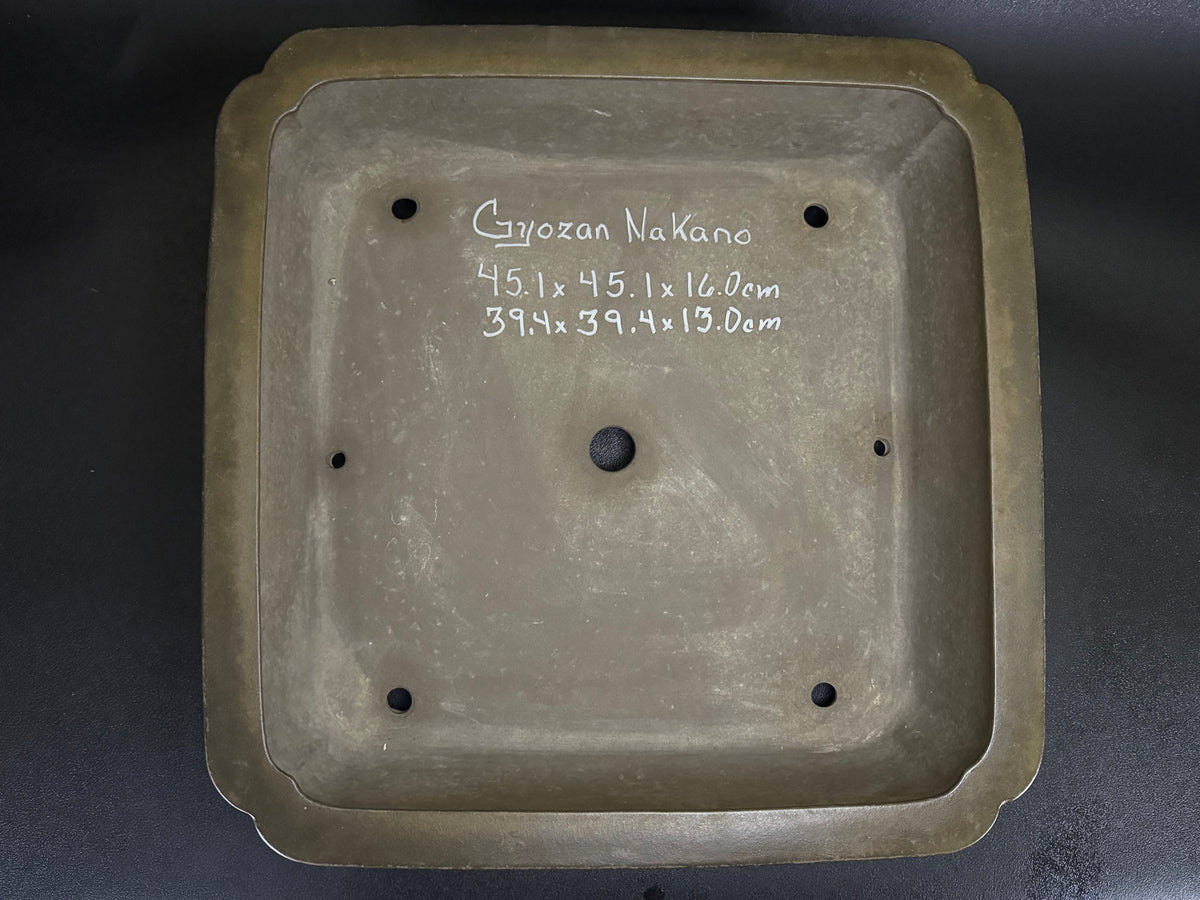 NAKANO GYOZAN 中野 行山 "Seal Only 印のみ" - 常滑 - 45.1cm  Square 正方形 – Unglazed 無釉