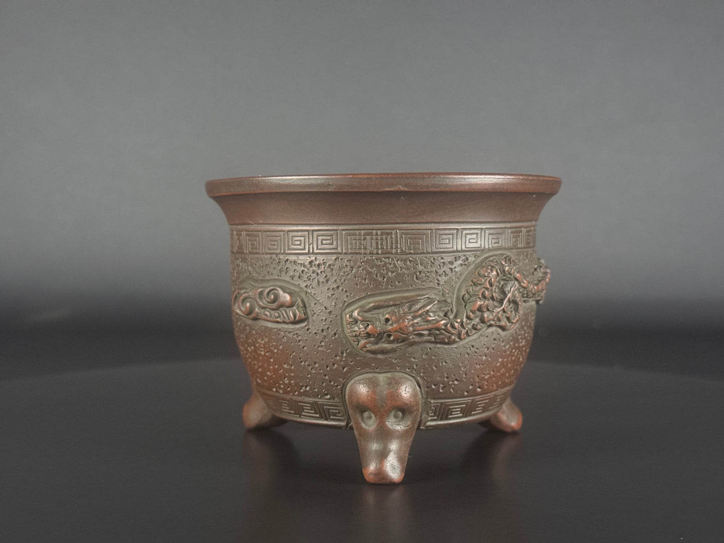 BIGEI 美芸 (Hirata Atsumi 平田あつみ) – 常滑 – 10.4cm Cloud Dragon & Longevity with Thunder Motif