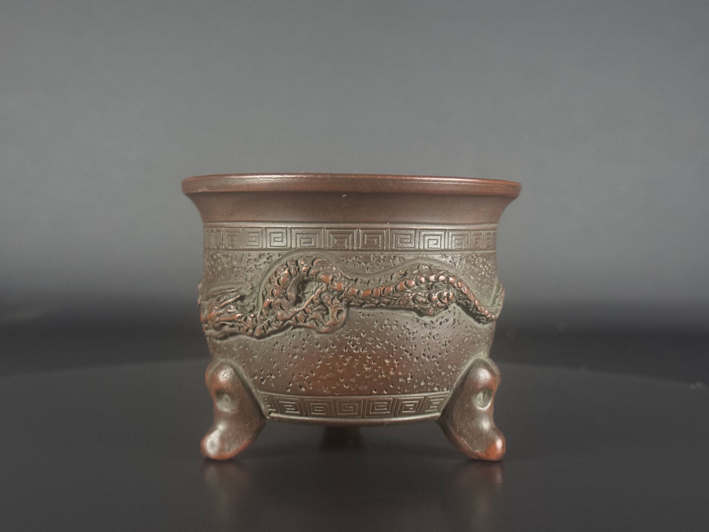 BIGEI 美芸 (Hirata Atsumi 平田あつみ) – 常滑 – 10.4cm Cloud Dragon & Longevity with Thunder Motif