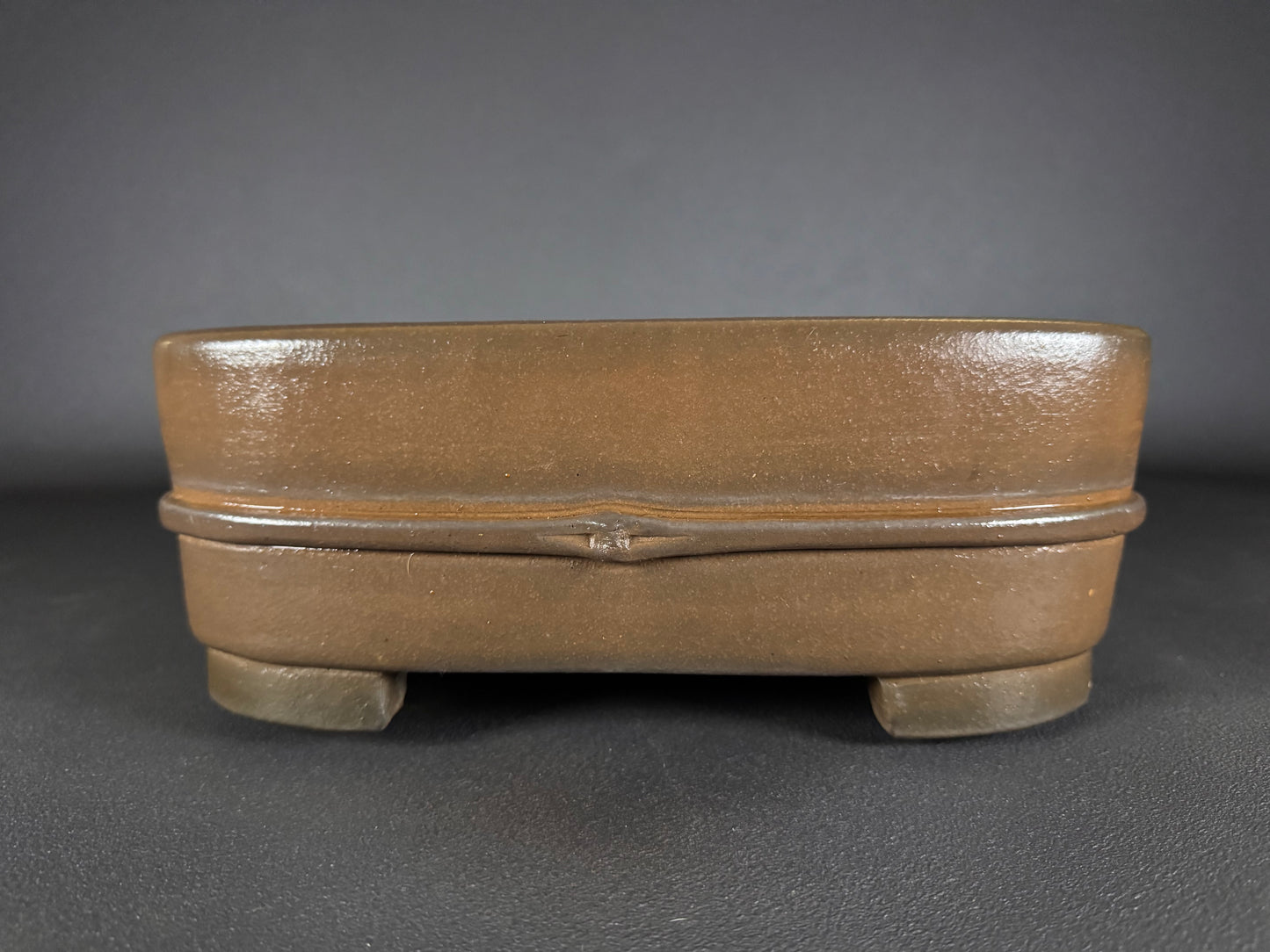 NAKANO GYOZAN 中野 行山 "Hand signed 爪描き" - 常滑 - 40.2cm Rectangular Unglazed 長方形 無釉 Bamboo-Motif (竹意匠)