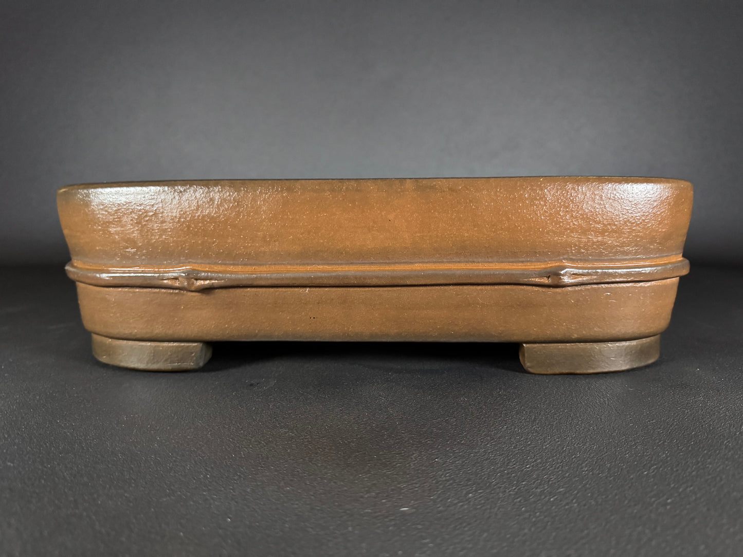 NAKANO GYOZAN 中野 行山 "Hand signed 爪描き" - 常滑 - 40.2cm Rectangular Unglazed 長方形 無釉 Bamboo-Motif (竹意匠)