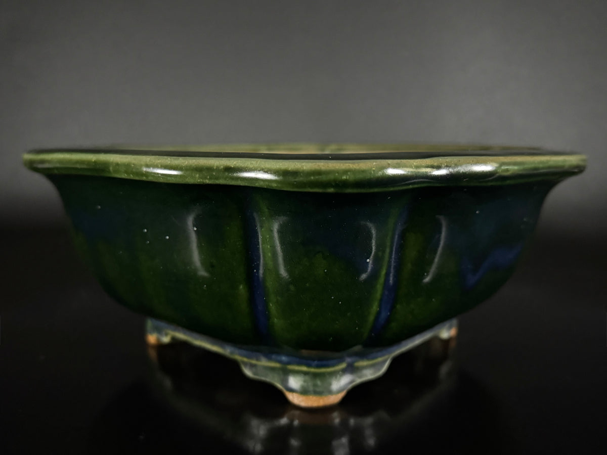 NAKANO GYOZAN 中野 行山 "Seal Only 印のみ" - 常滑 - 24.8cm Not for Sale Mokko / Quatrefoil 木瓜形 –  Green Glazed 緑釉