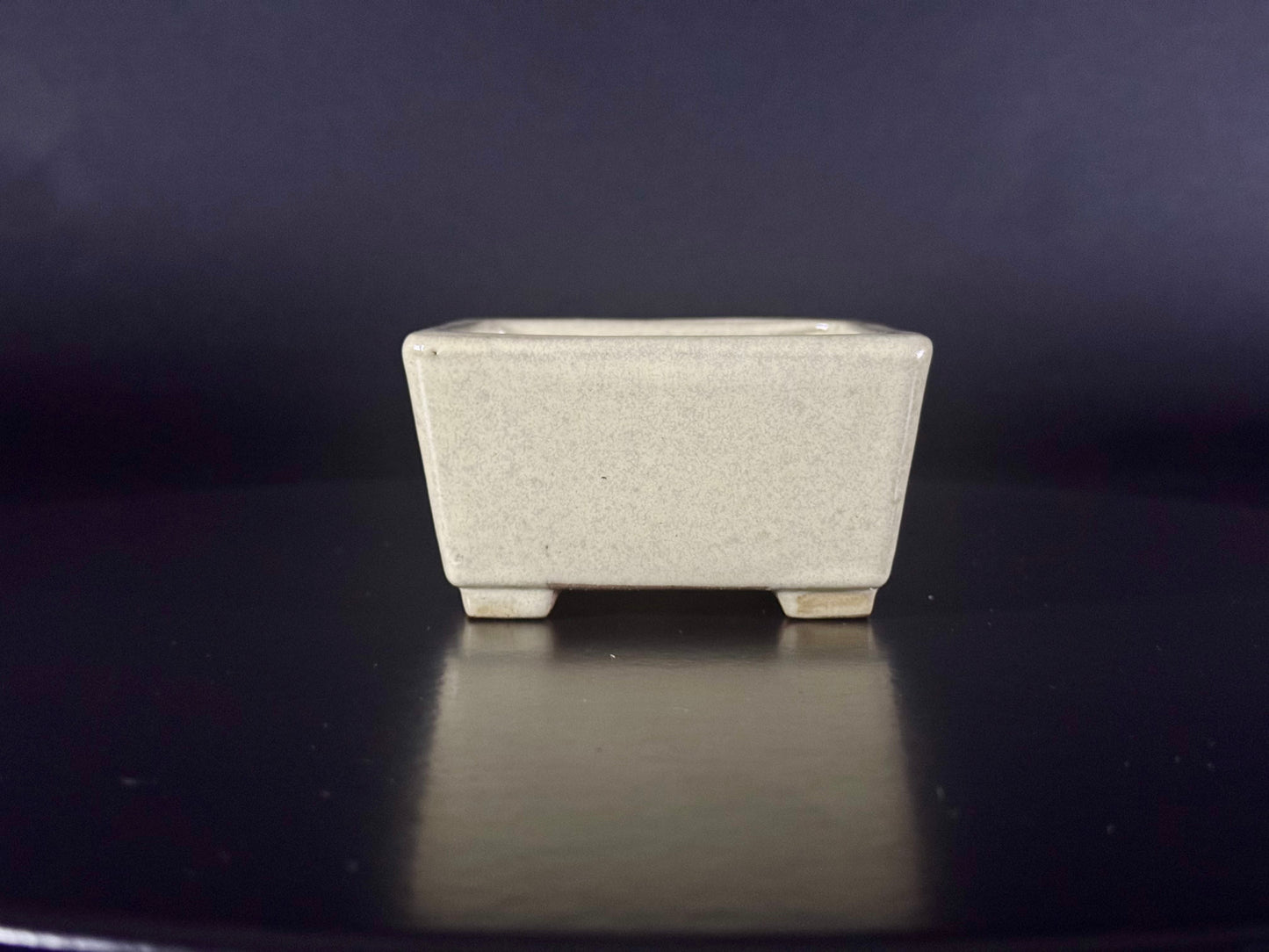 Yamafusa’s Wife (Housyu Otorifune) – 常滑 –  8.9cm Square Cream Glazed