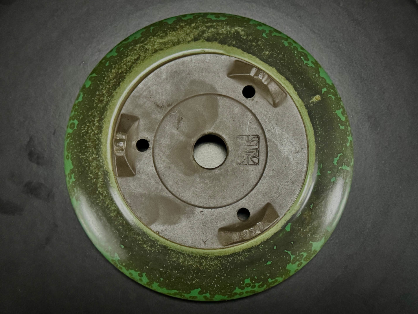 Kousen 光泉  - 常滑 – 19.0cm Round丸形Green ash glaze 緑釉