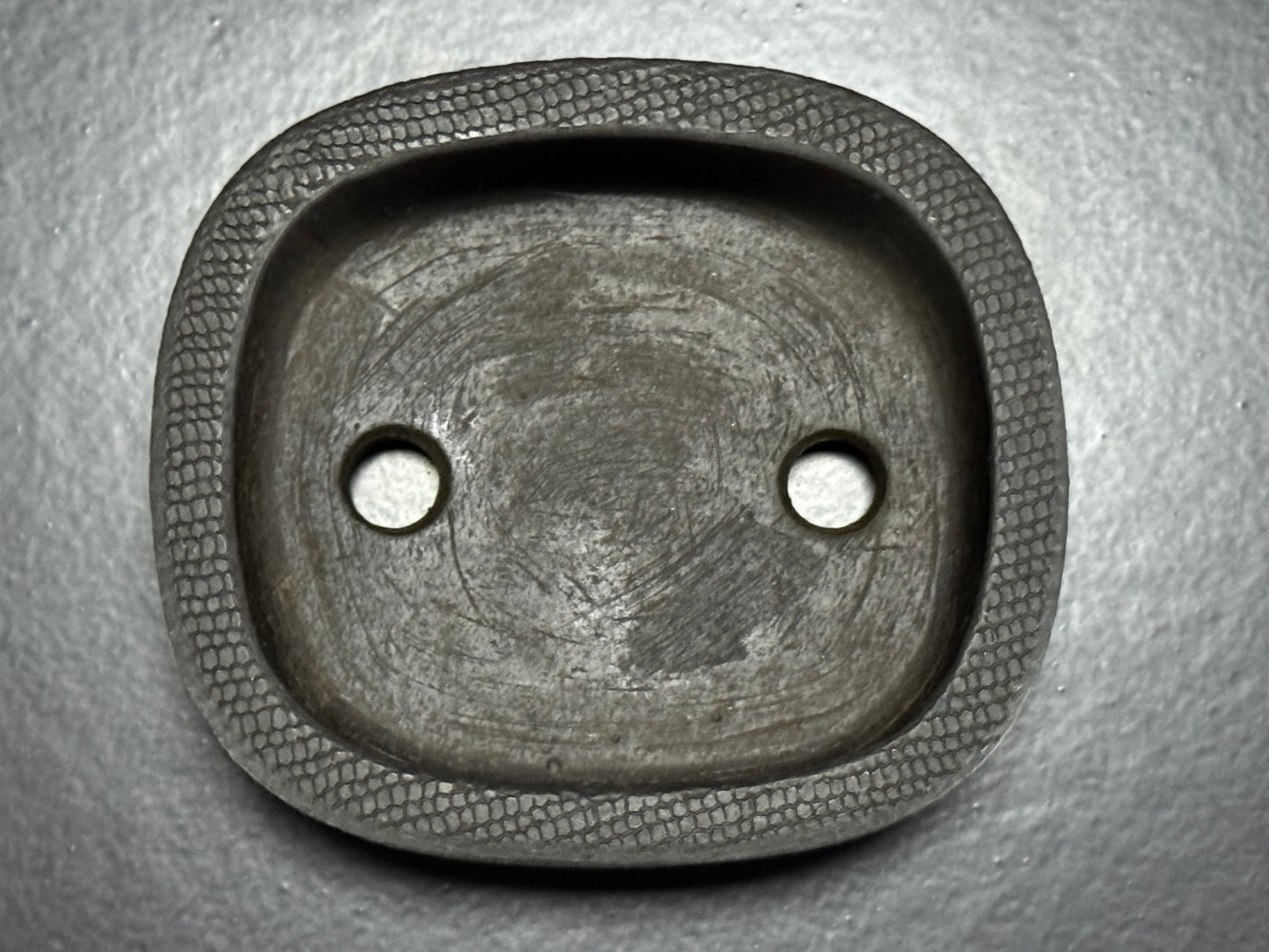 Heian Kōsen (平安香泉, Hashimoto Yoshikazu 橋本義一, 1933–2014) - 京都 – 9.2cm Rectangular unglazed (mukōyū 無釉) Not for Sale