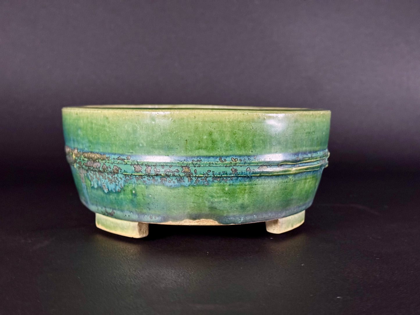AIBA KOYO – Mr. AIBA Kouichirou（相場 恒一郎）– 常滑 – 24.4cm Oval 楕円鉢 Oval – 青緑釉 Green–Blue Glaze（双帯・竹意匠 Dual Mid-Band Bamboo Motif）