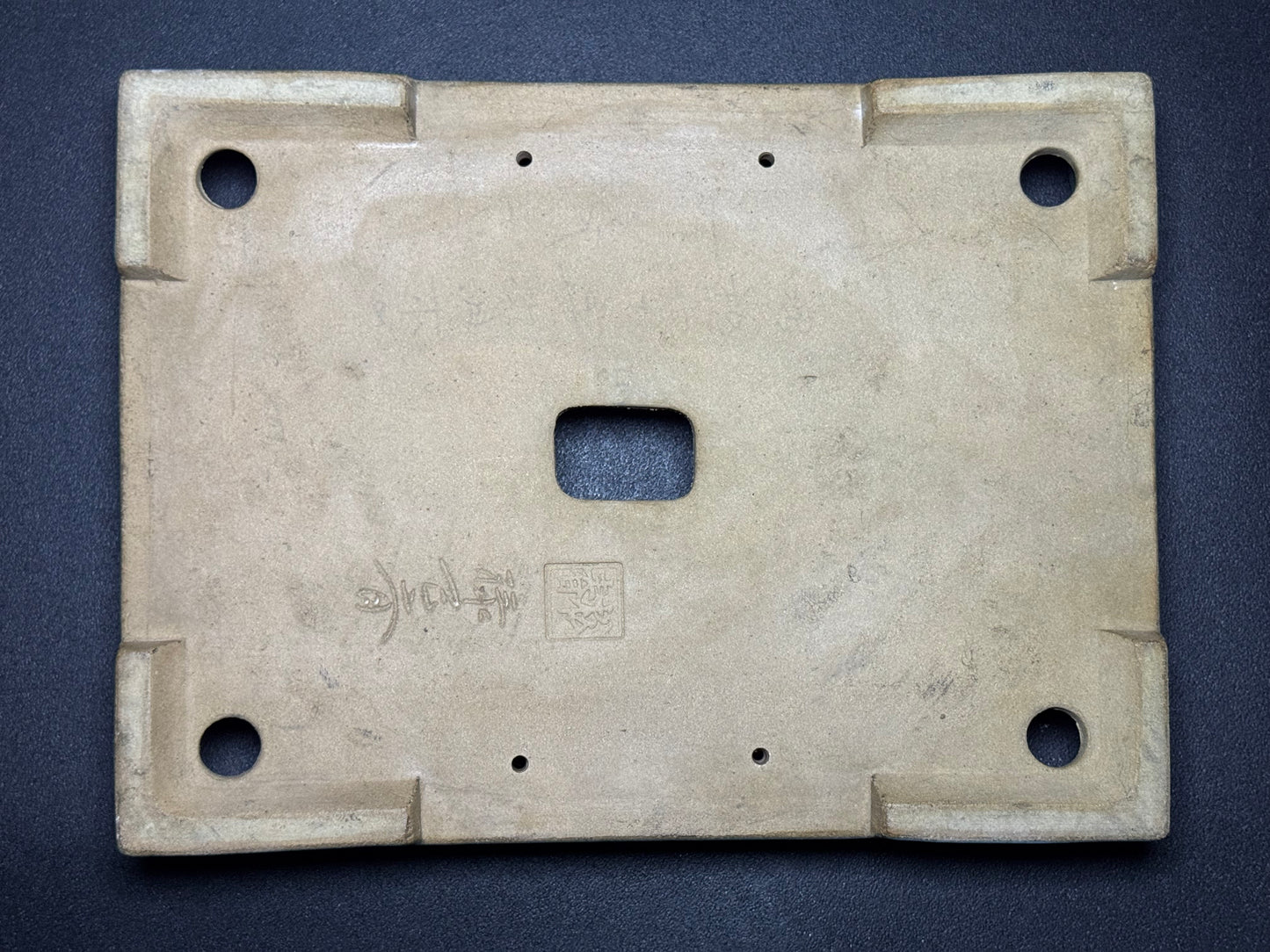 HARUMATSU 3rd Gen (Harumatsu Rokumisai / 春松・六味斎 三代目) – 瀬戸市 – 41.5cm Rectangular Glazed