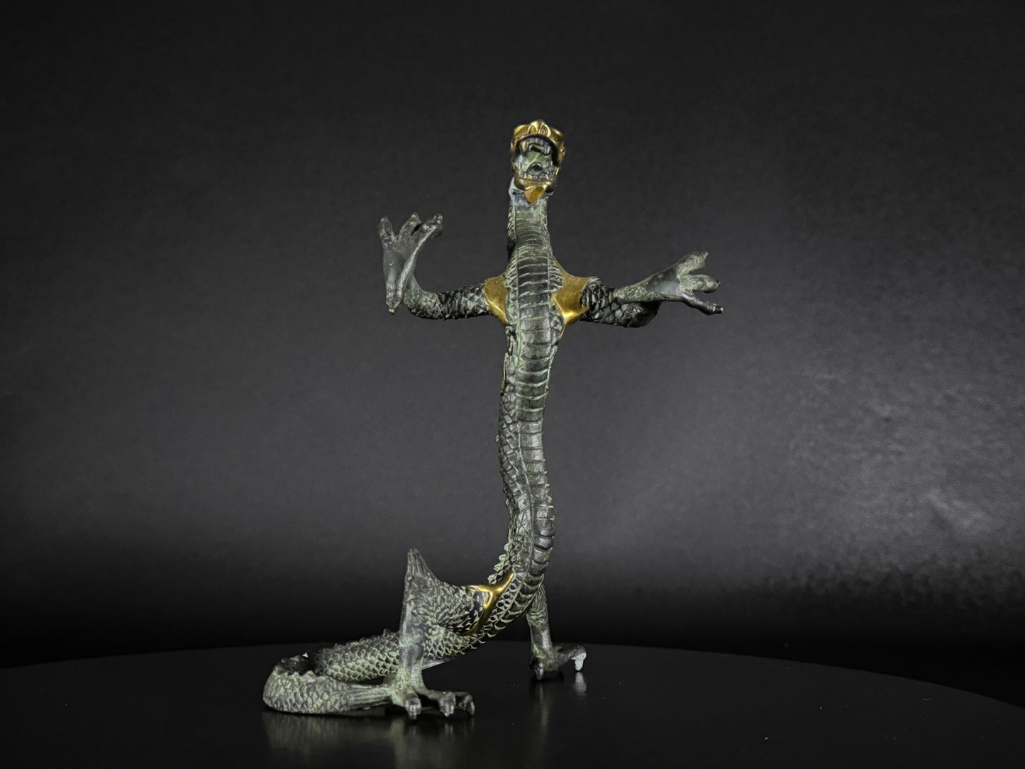 Mushu 21.5cm high