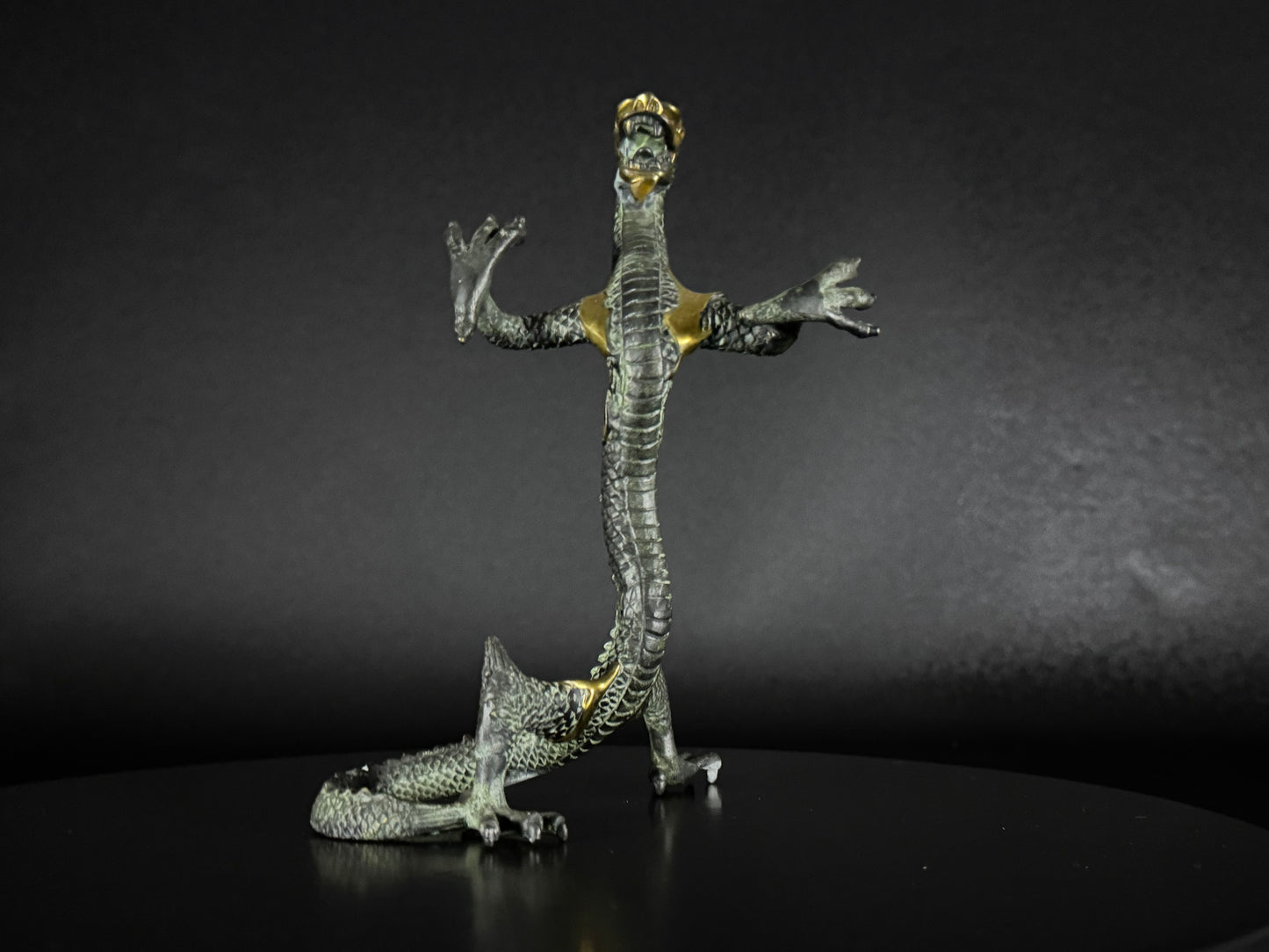 Mushu 21.5cm high