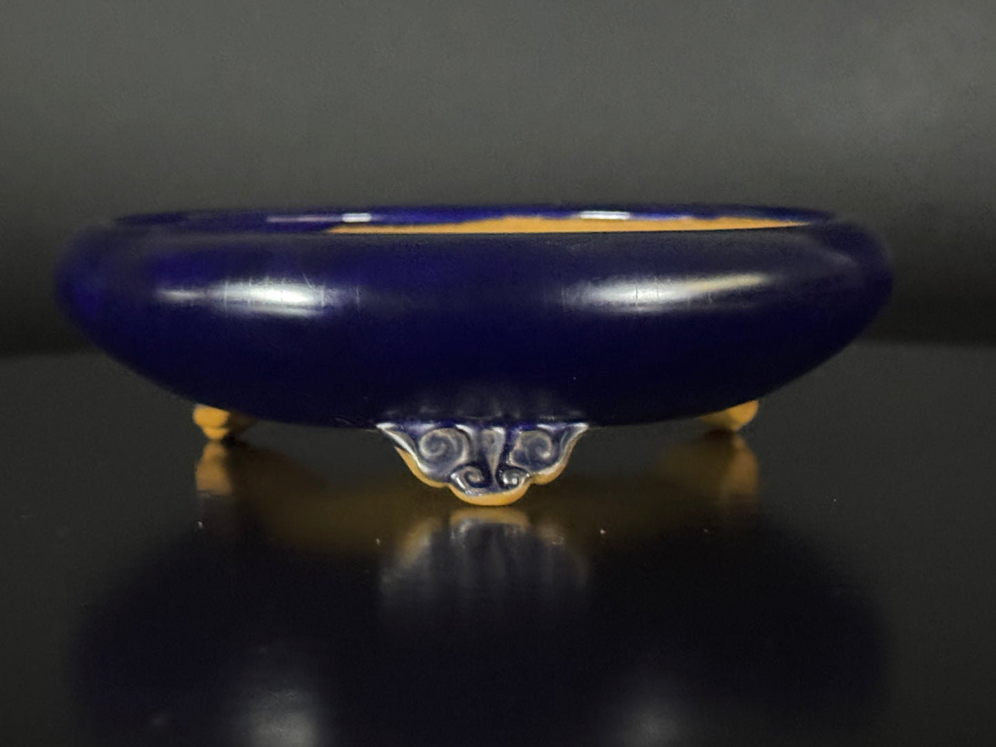 BIGEI 美芸 (Hirata Atsumi 平田あつみ) – 常滑 – 12.8 Round – Glazed