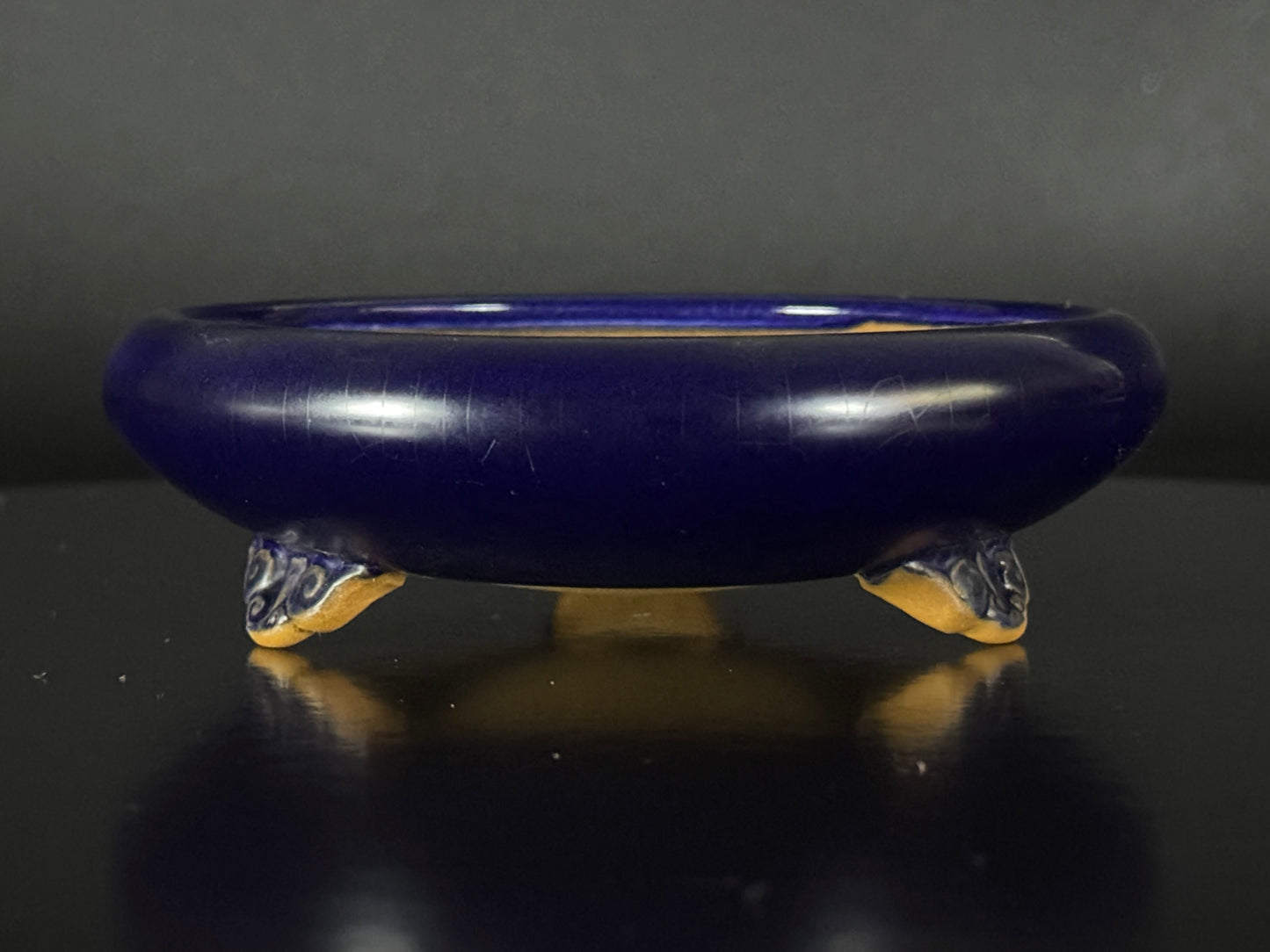 BIGEI 美芸 (Hirata Atsumi 平田あつみ) – 常滑 – 12.8 Round – Glazed