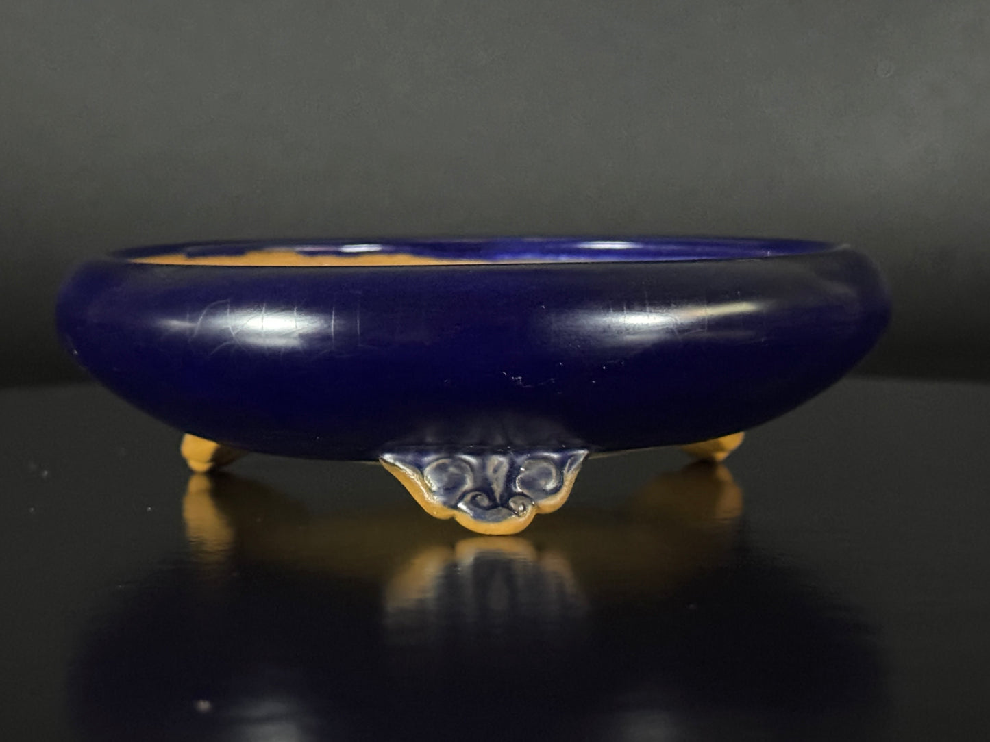 BIGEI 美芸 (Hirata Atsumi 平田あつみ) – 常滑 – 12.8 Round – Glazed