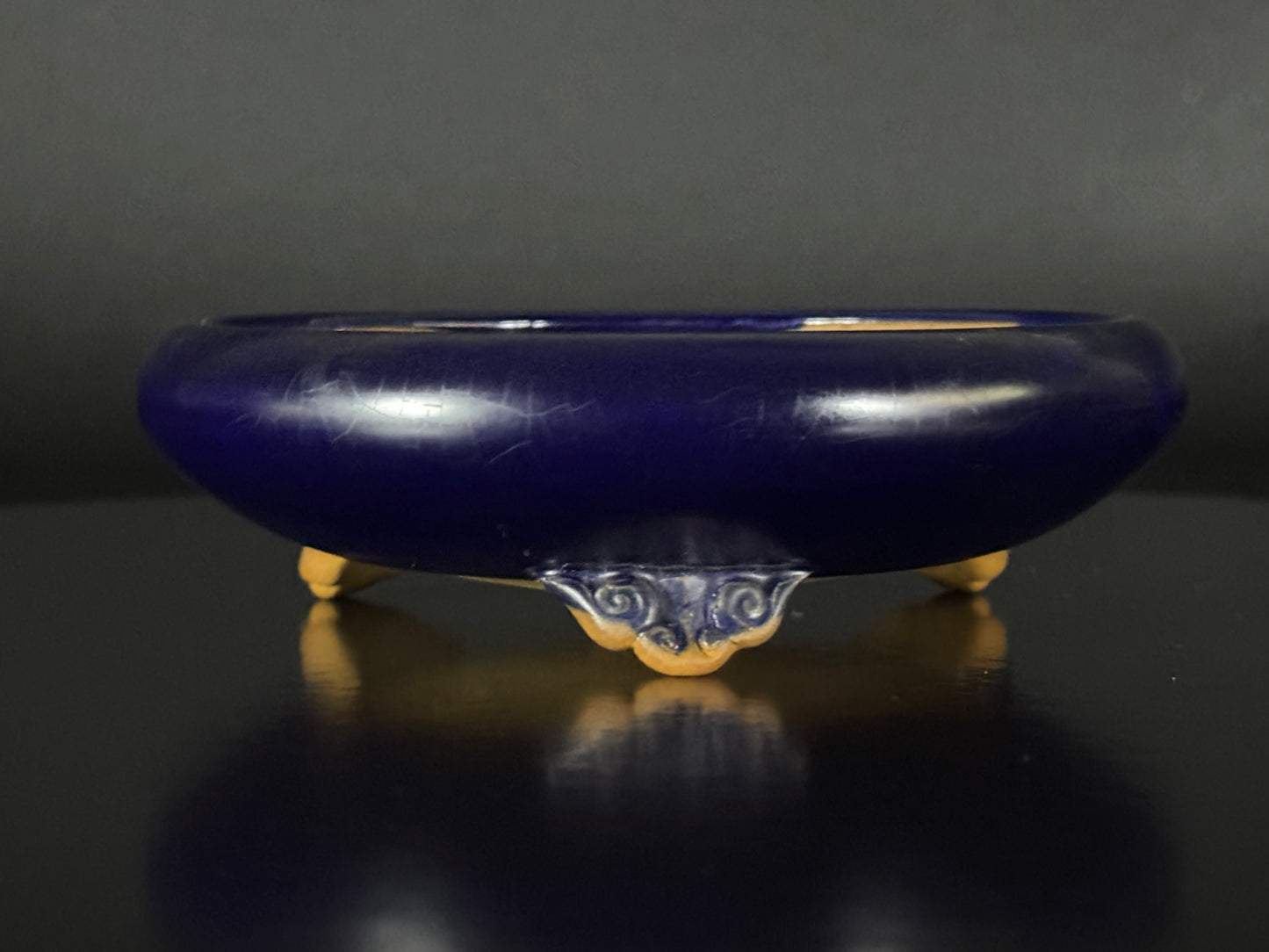 BIGEI 美芸 (Hirata Atsumi 平田あつみ) – 常滑 – 12.8 Round – Glazed