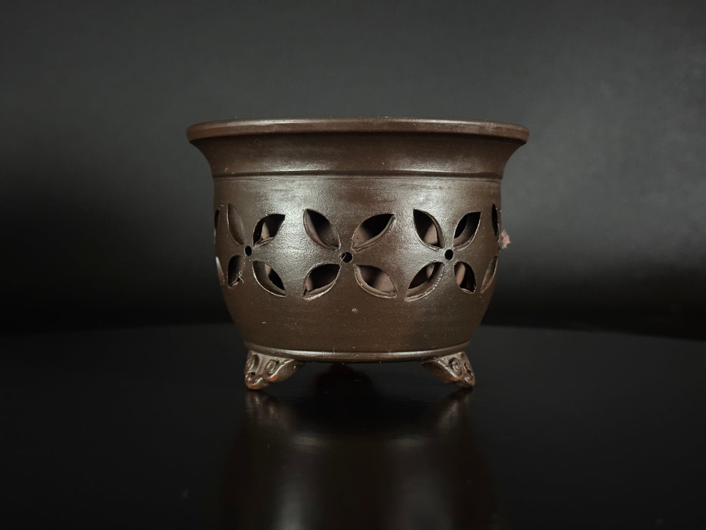 BIGEI 美芸 (Hirata Atsumi 平田あつみ) – 常滑 – 10.6 × 8.0 cm Round Unglazed 丸鉢・無釉