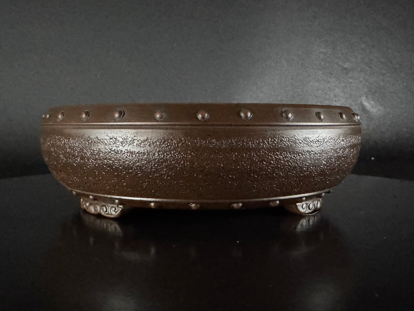 BIGEI 美芸 (Hirata Atsumi 平田あつみ) – 常滑 – 18.6cm Round – Unglazed 丸鉢・無釉